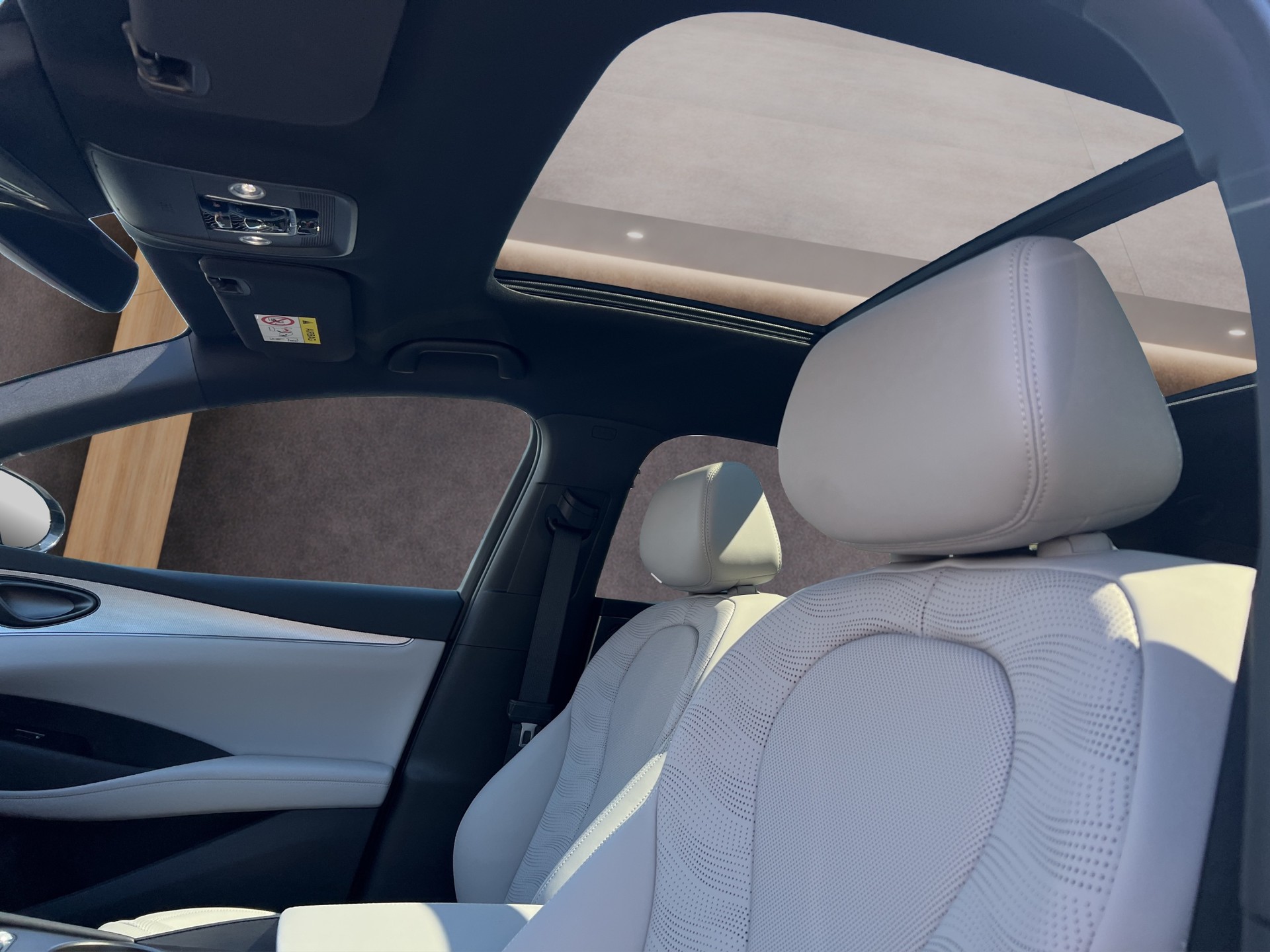 BYD Seal 6 DM-i Touring Comfort-image-9