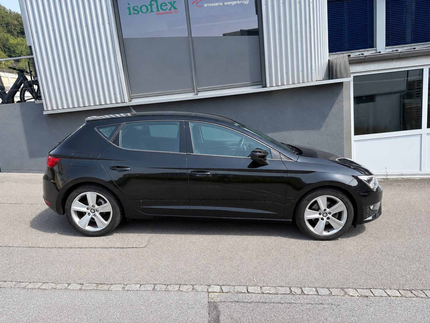 SEAT Leon 1.4 TSI FR-image-2