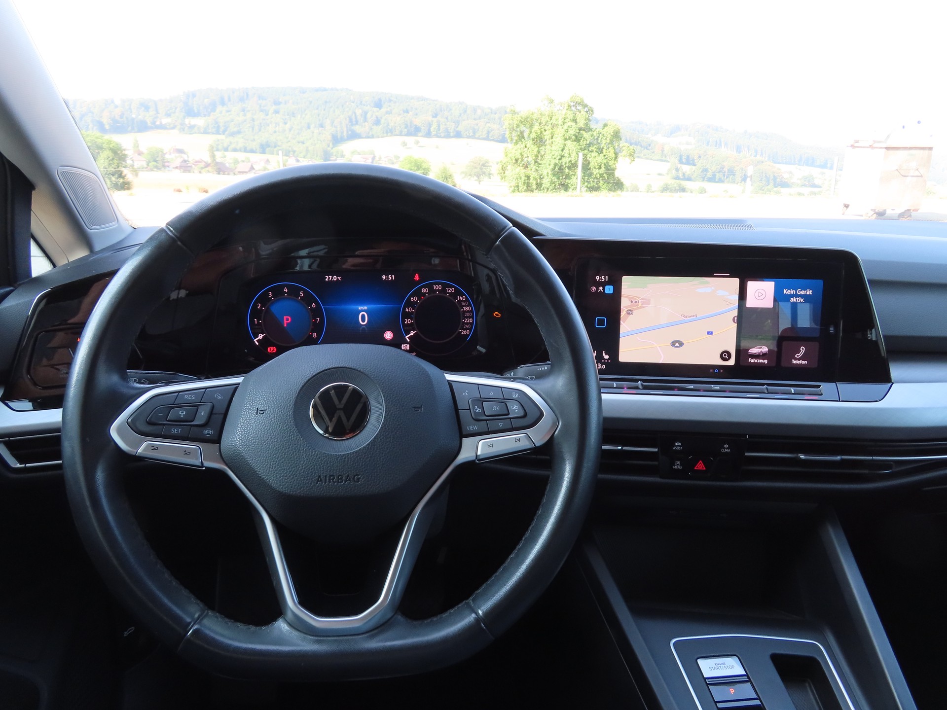 VW Golf 1.0 eTSI mHEV ACTLife DSG-image-8