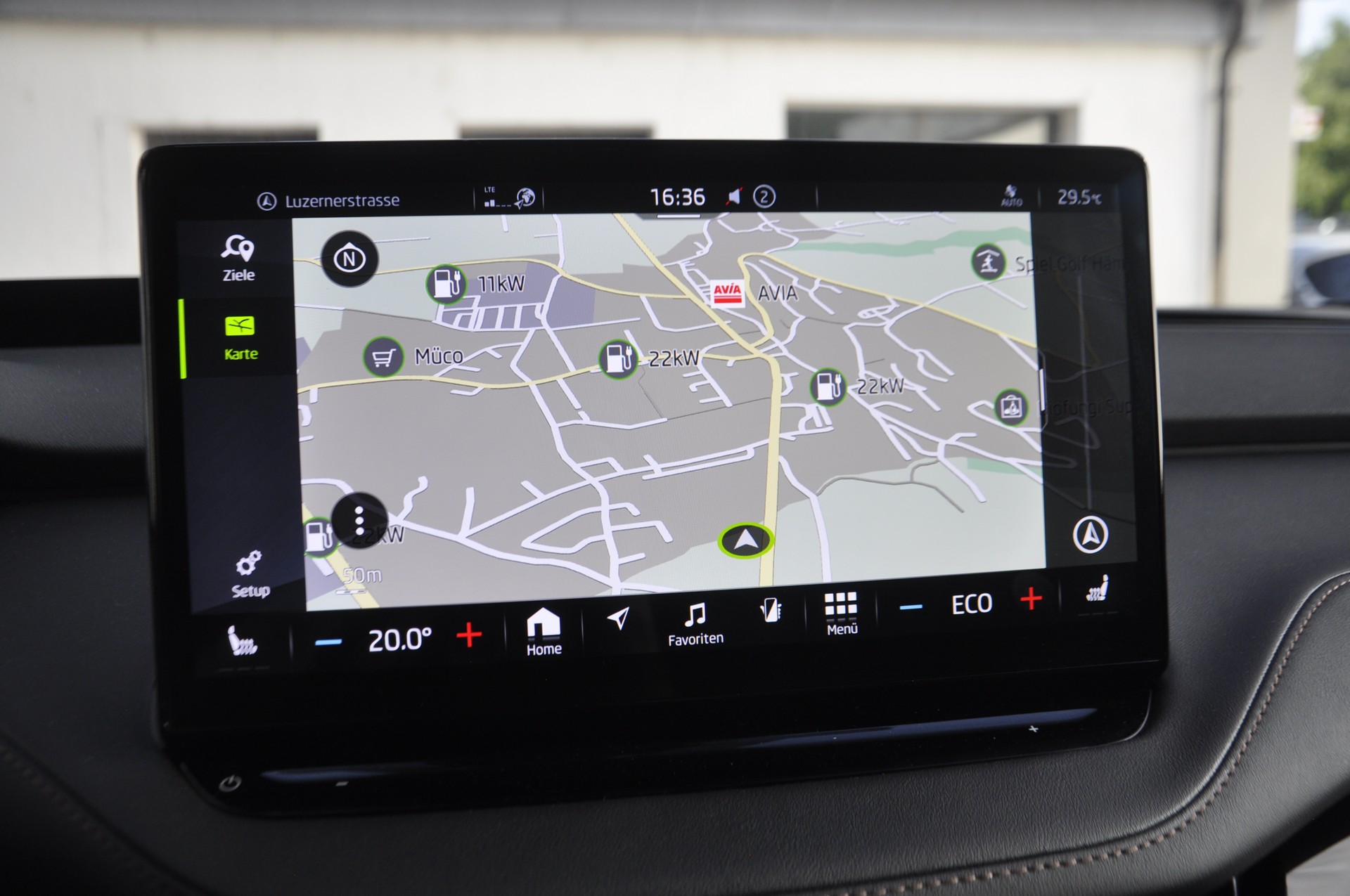 SKODA Enyaq iV 80 Ultra I Anhängerkupplung I Panorama-Glasdach-image-10