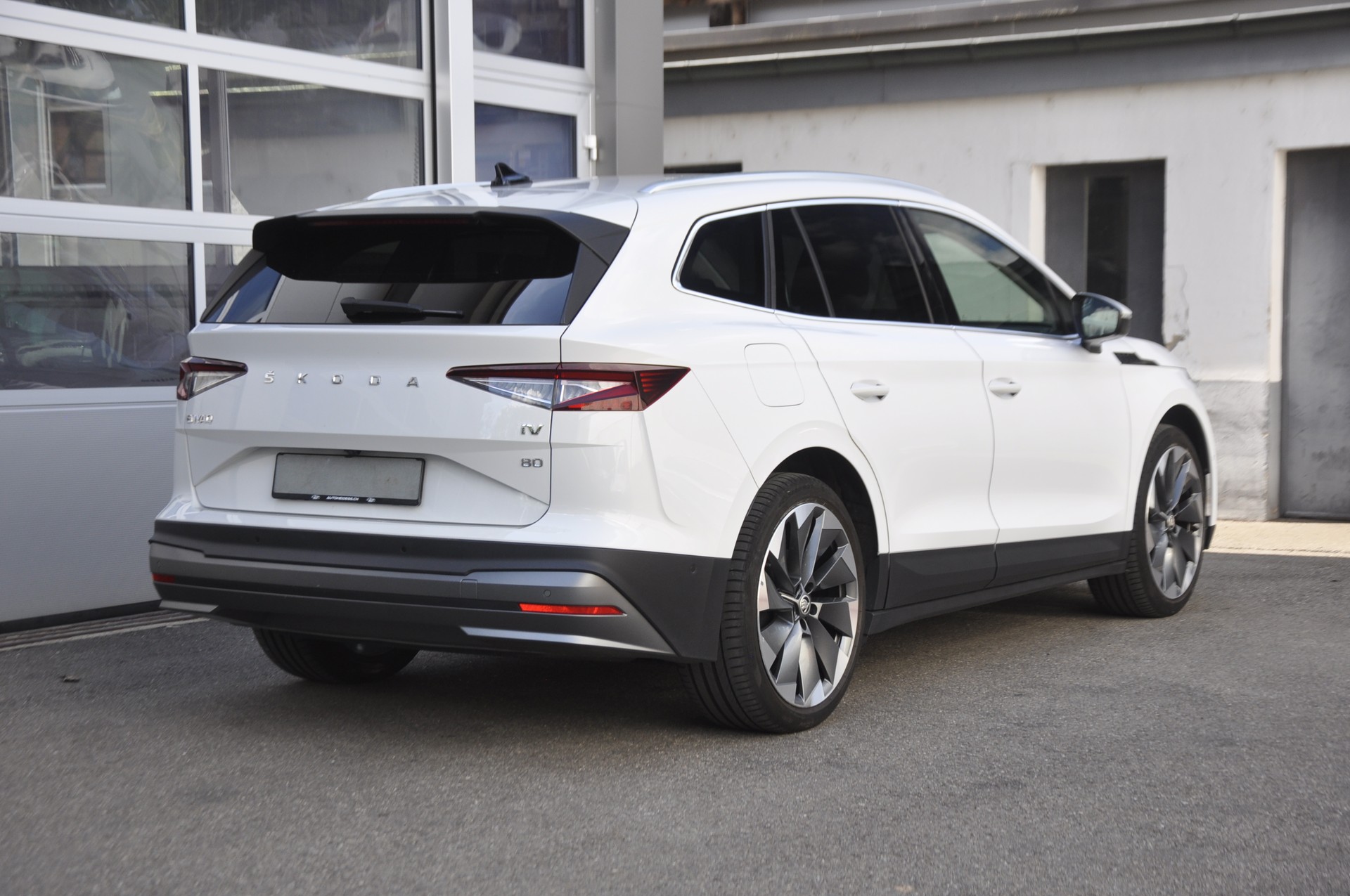 SKODA Enyaq iV 80 Ultra I Anhängerkupplung I Panorama-Glasdach-image-2