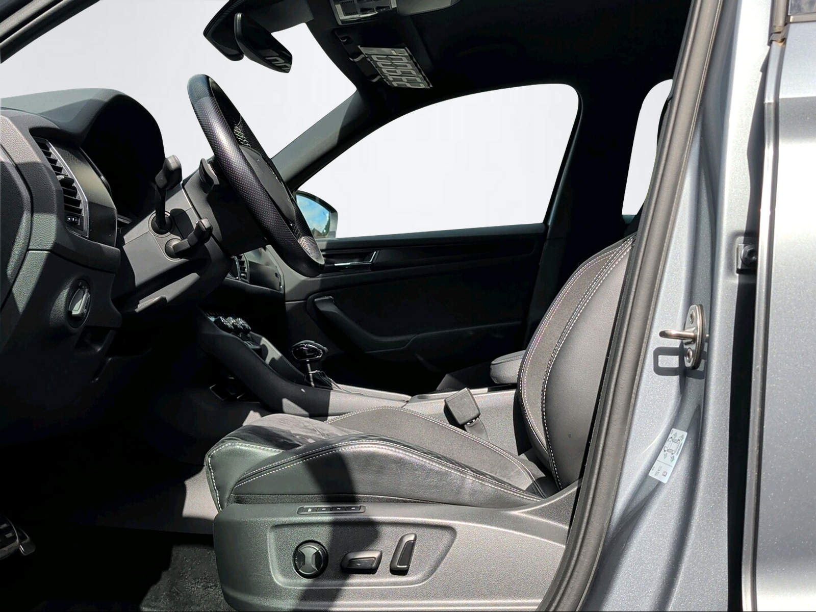SKODA Kodiaq 2.0 TSI Sportline DSG-image-4