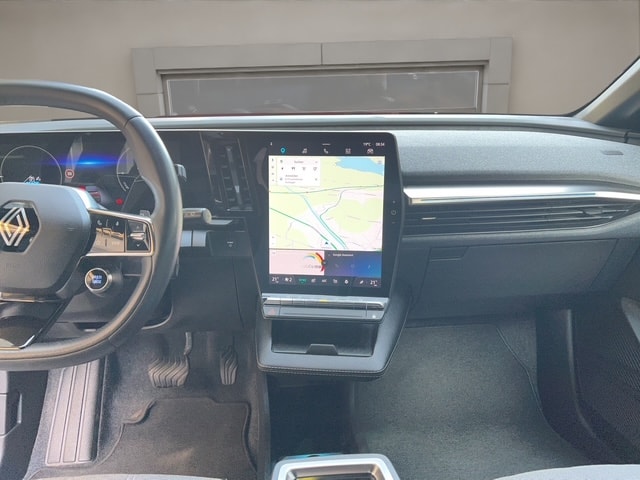 RENAULT Mégane E-Tech techno-image-6