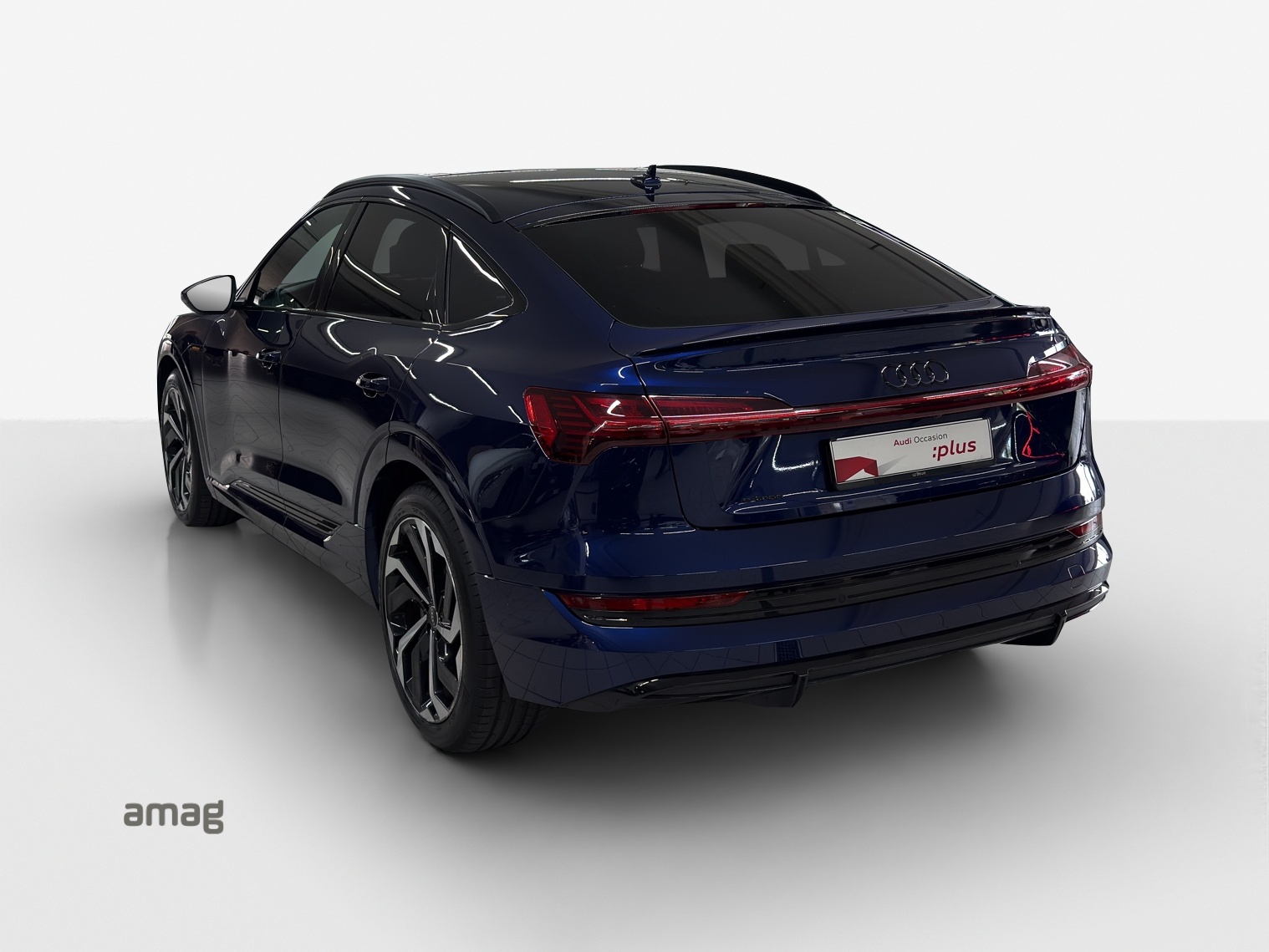 AUDI e-tron 55 Sportback S Line Black Edition quattro-image-2
