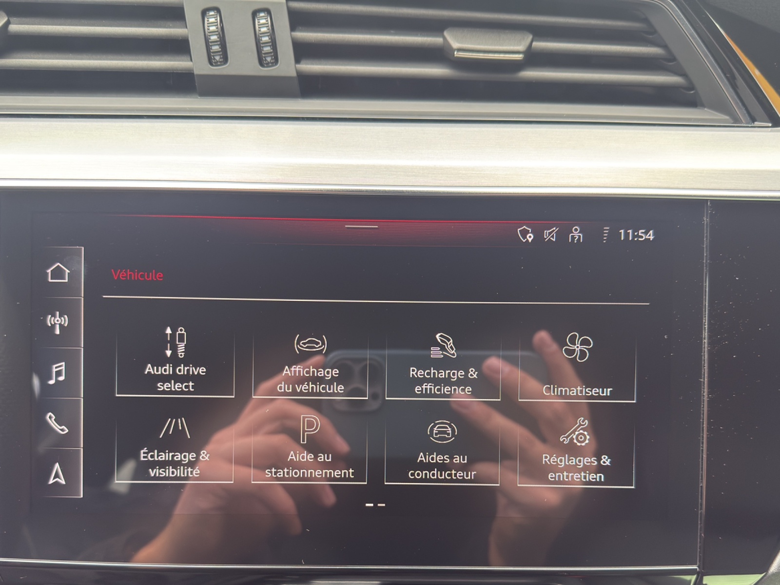 AUDI e-tron 55 Sportback S Line Black Edition quattro-image-13