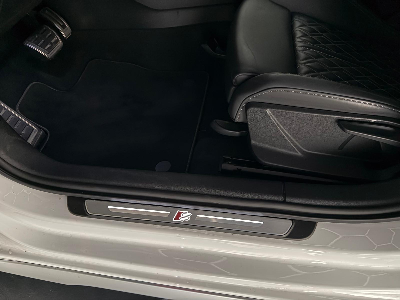 AUDI S3 Sportback 2.0 TFSI quattro S-tronic-image-10