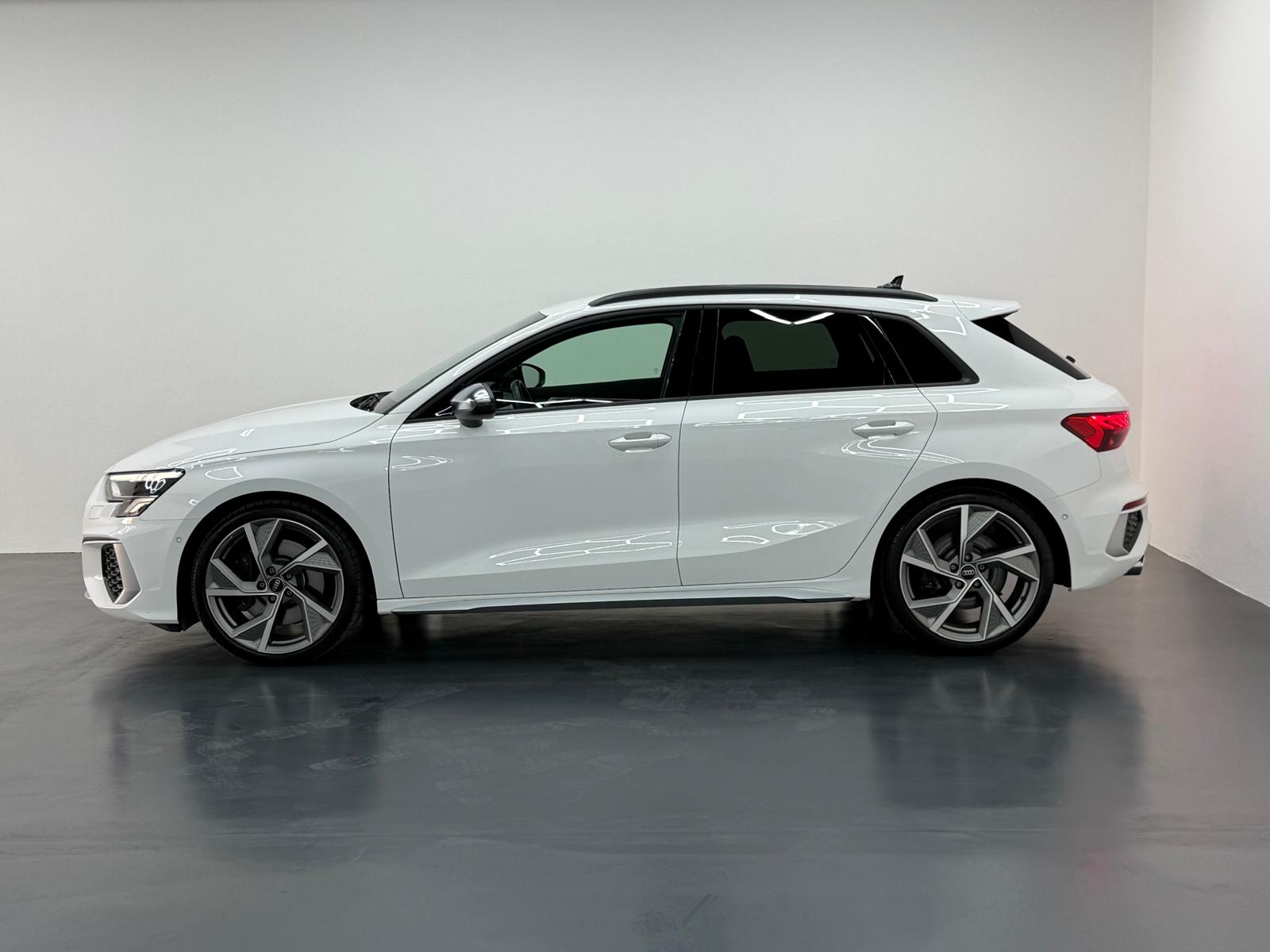 AUDI S3 Sportback 2.0 TFSI quattro S-tronic-image-2