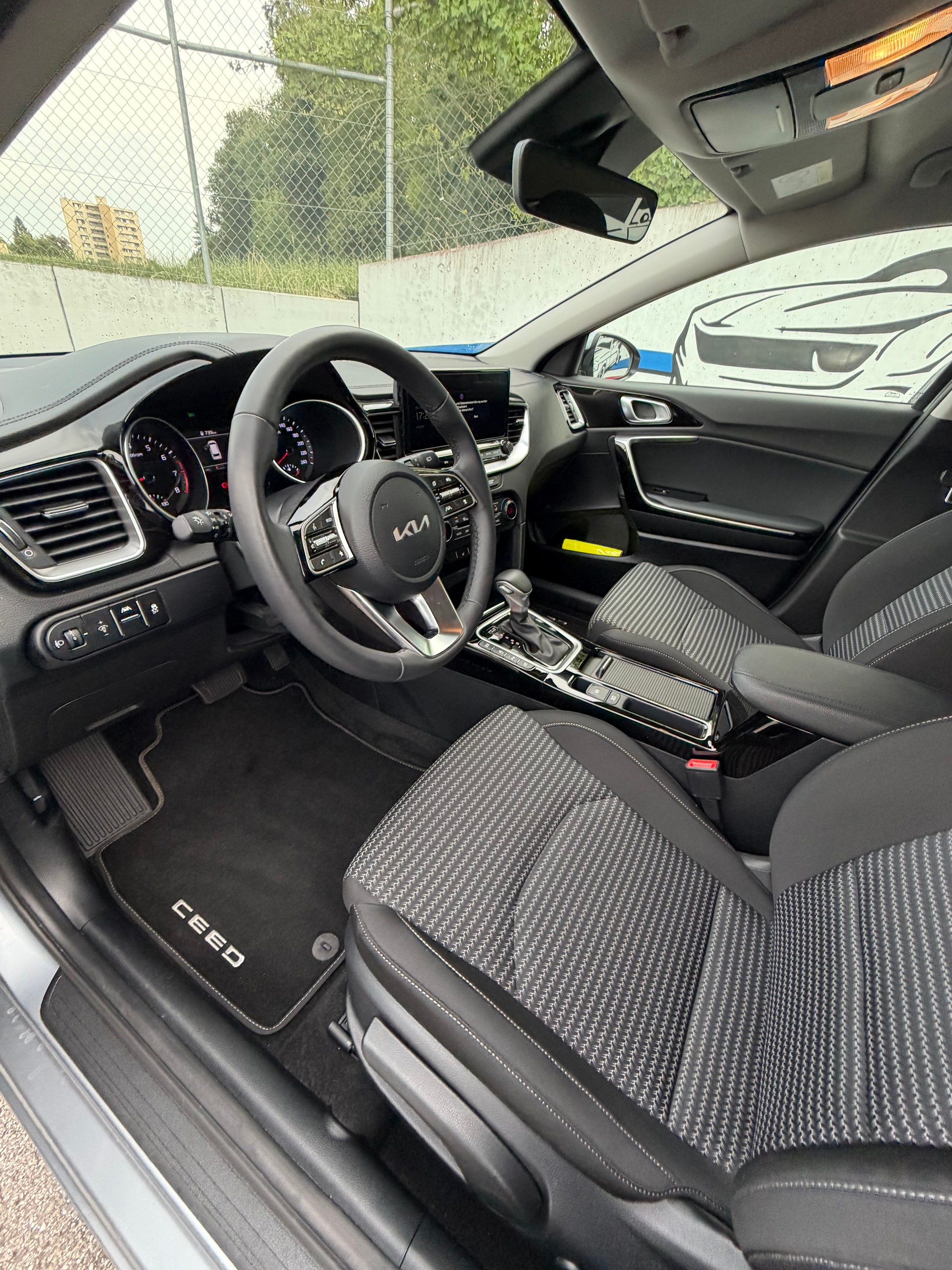 KIA Ceed Sportswagon 1.5 T-GDi ULTIMATE MHEV Power DCT-image-7