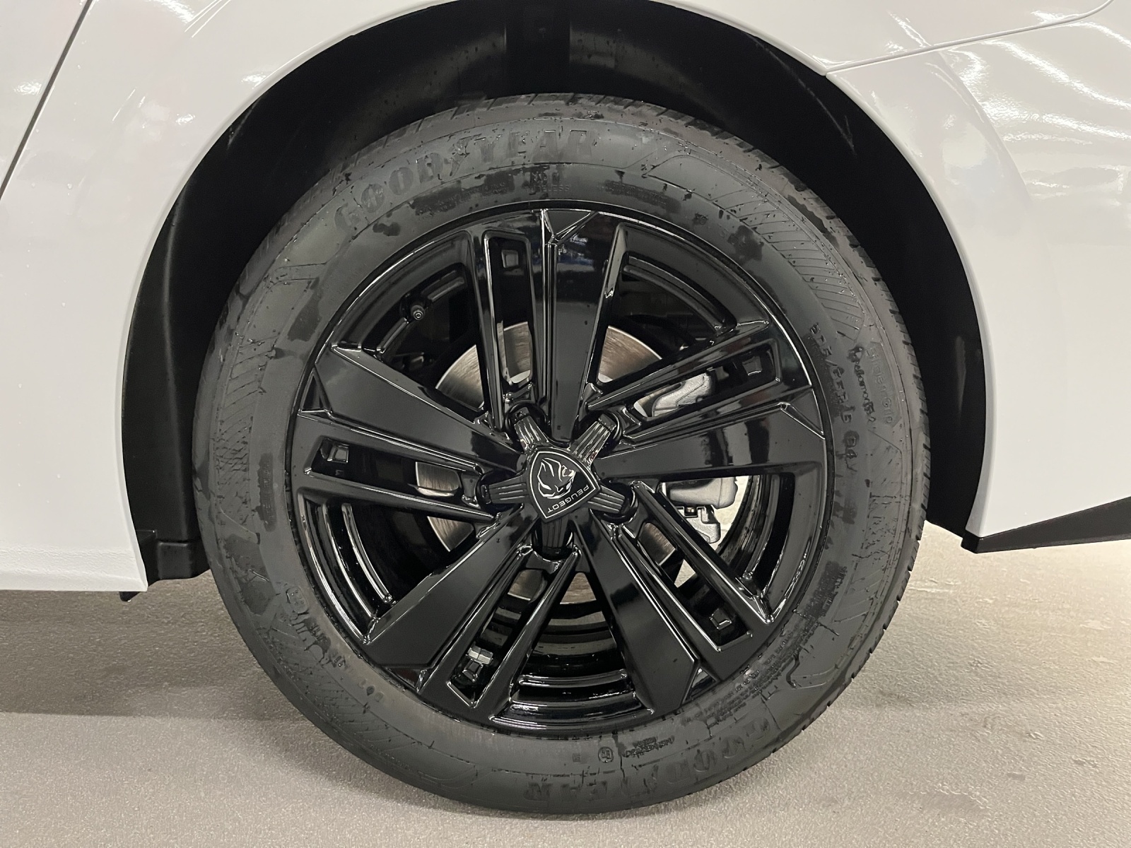 PEUGEOT 308 SW 1.2 Hybrid Business-image-16