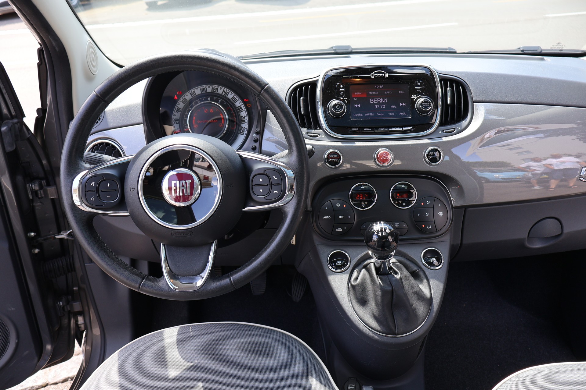 FIAT 500 0.9 Twinair Turbo Lounge-image-15