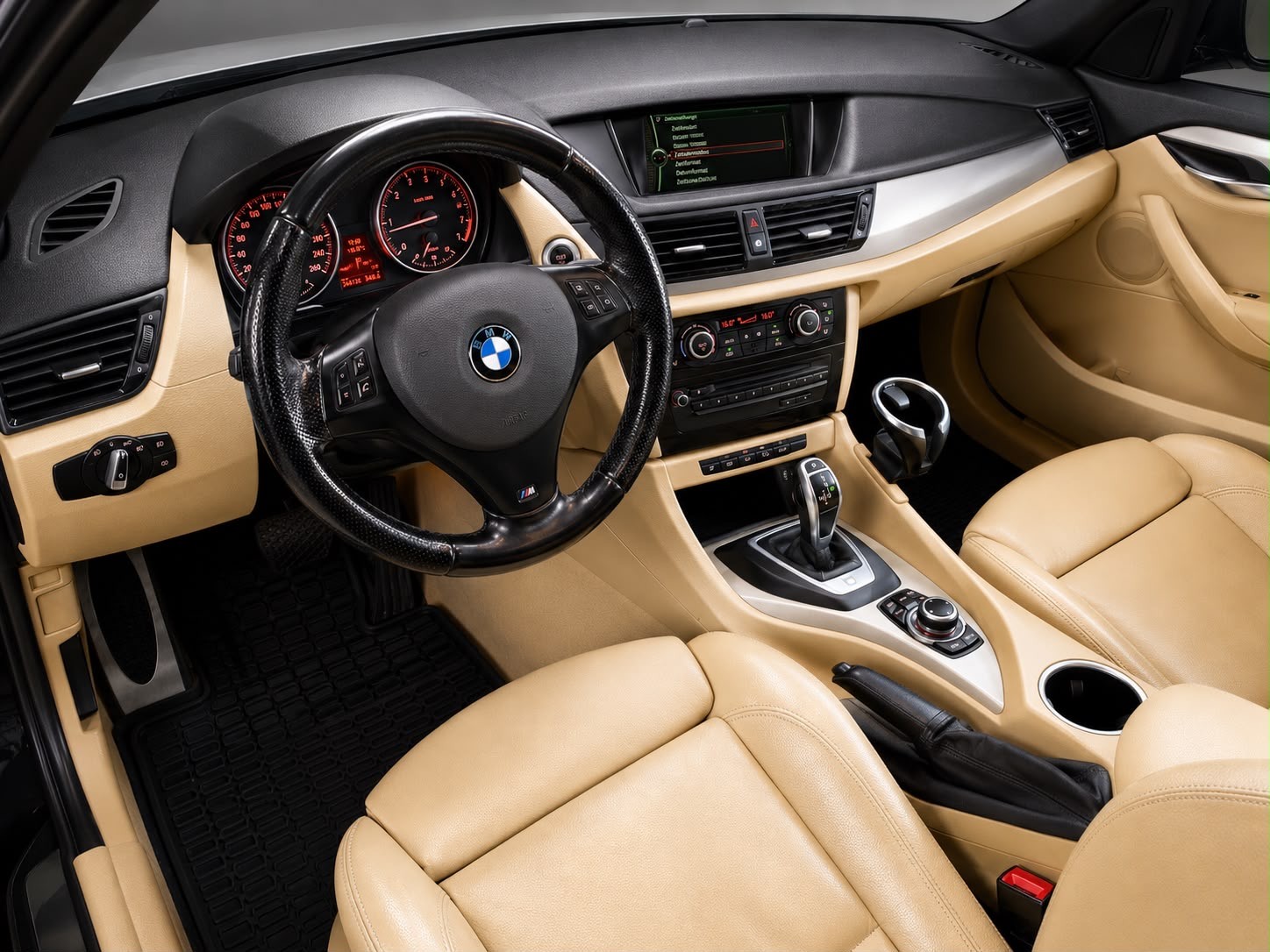 BMW X1 xDrive 25d Sport Line Steptronic-image-9