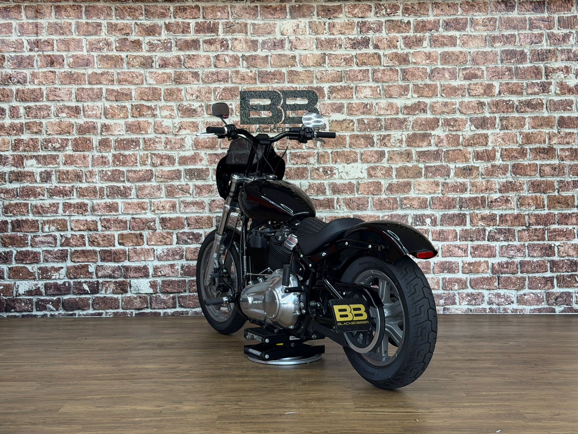 HARLEY-DAVIDSON FXST Softail Standard 107-showroom-element-3