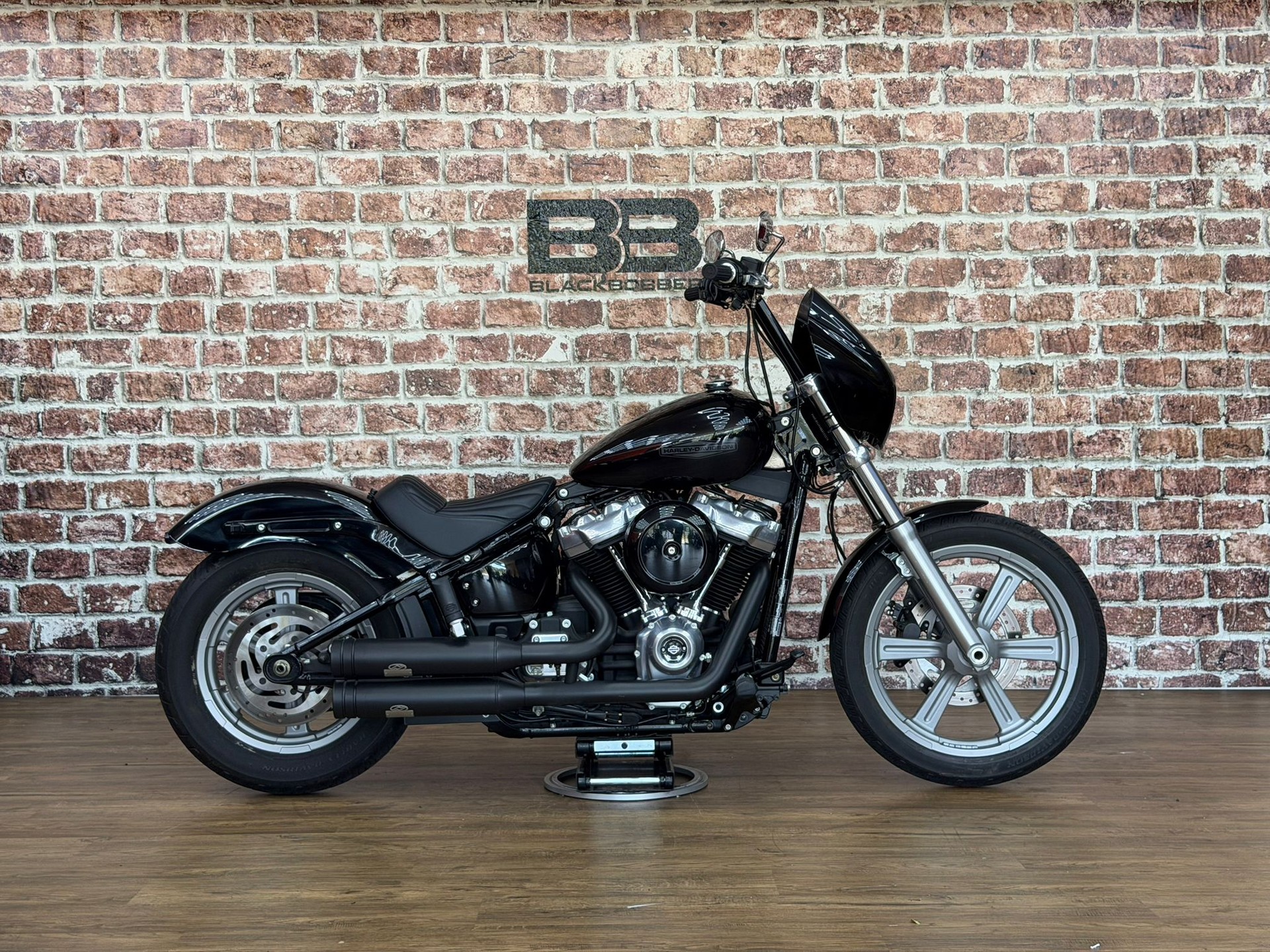 HARLEY-DAVIDSON FXST Softail Standard 107-showroom-element-1