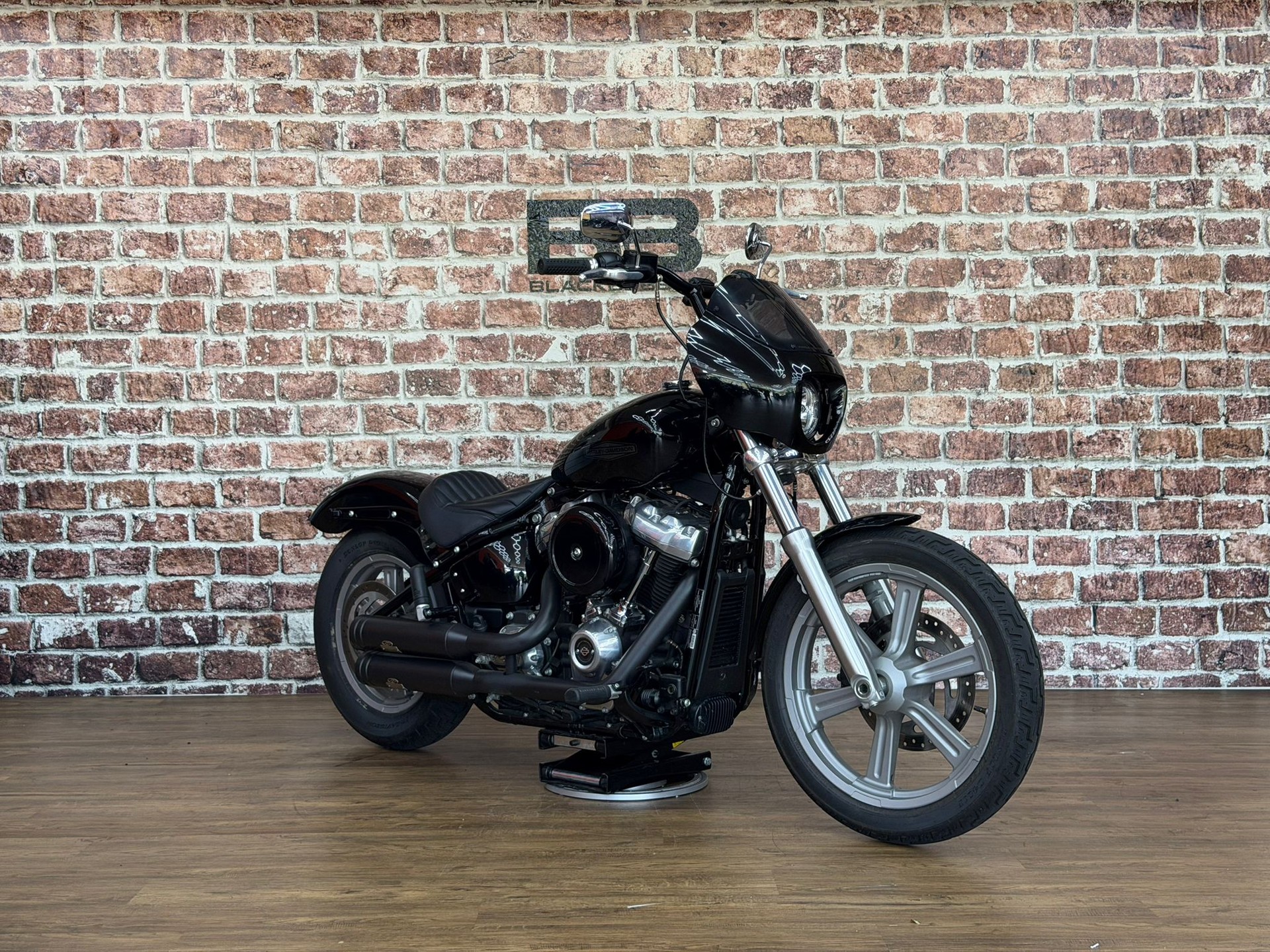 HARLEY-DAVIDSON FXST Softail Standard 107