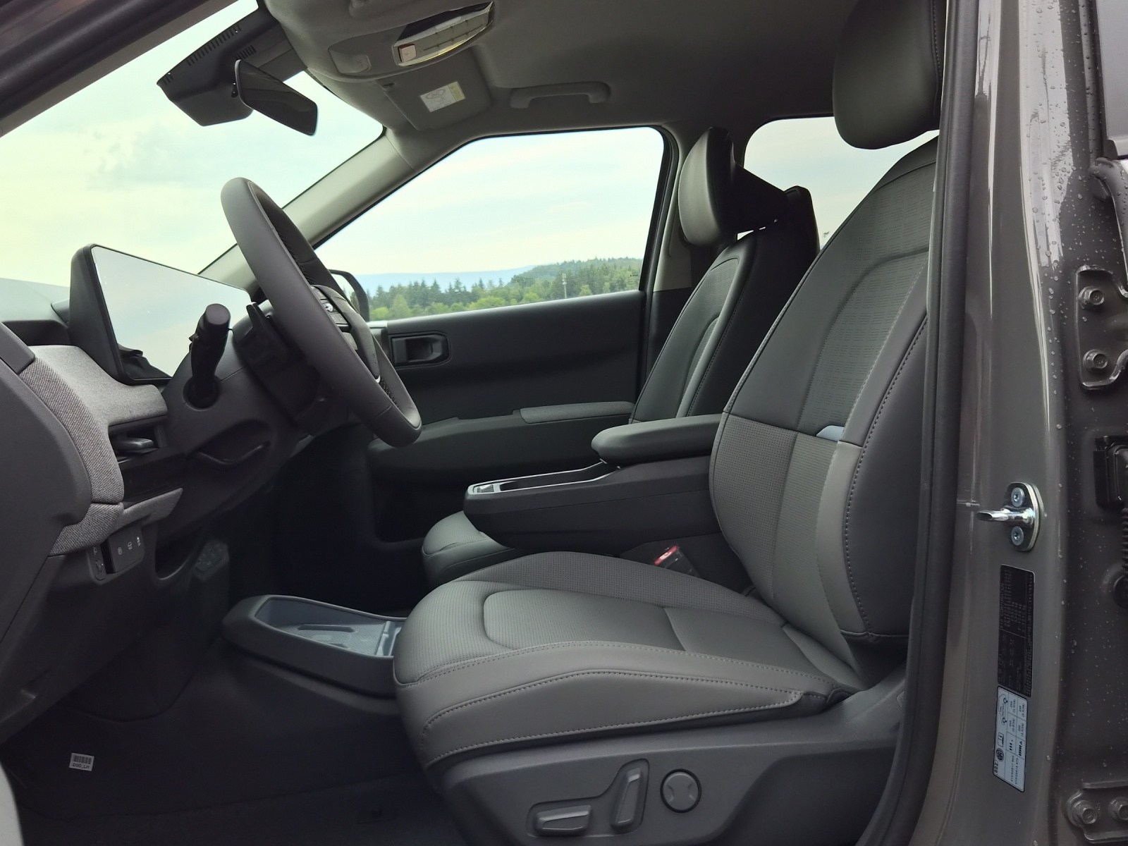 KIA EV3 81 kWh Earth+-image-6