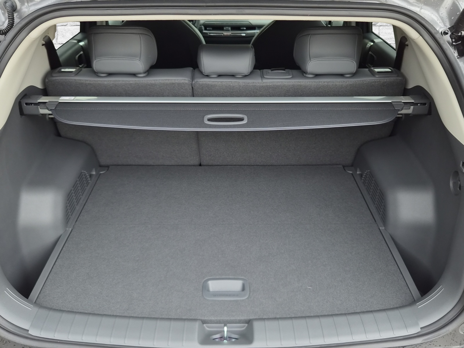 KIA EV3 81 kWh Earth+-image-8