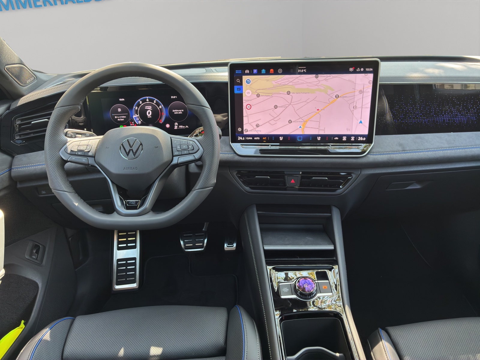 VW Tiguan 2.0 TSI DSG R-Line Plus 4Motion-image-7