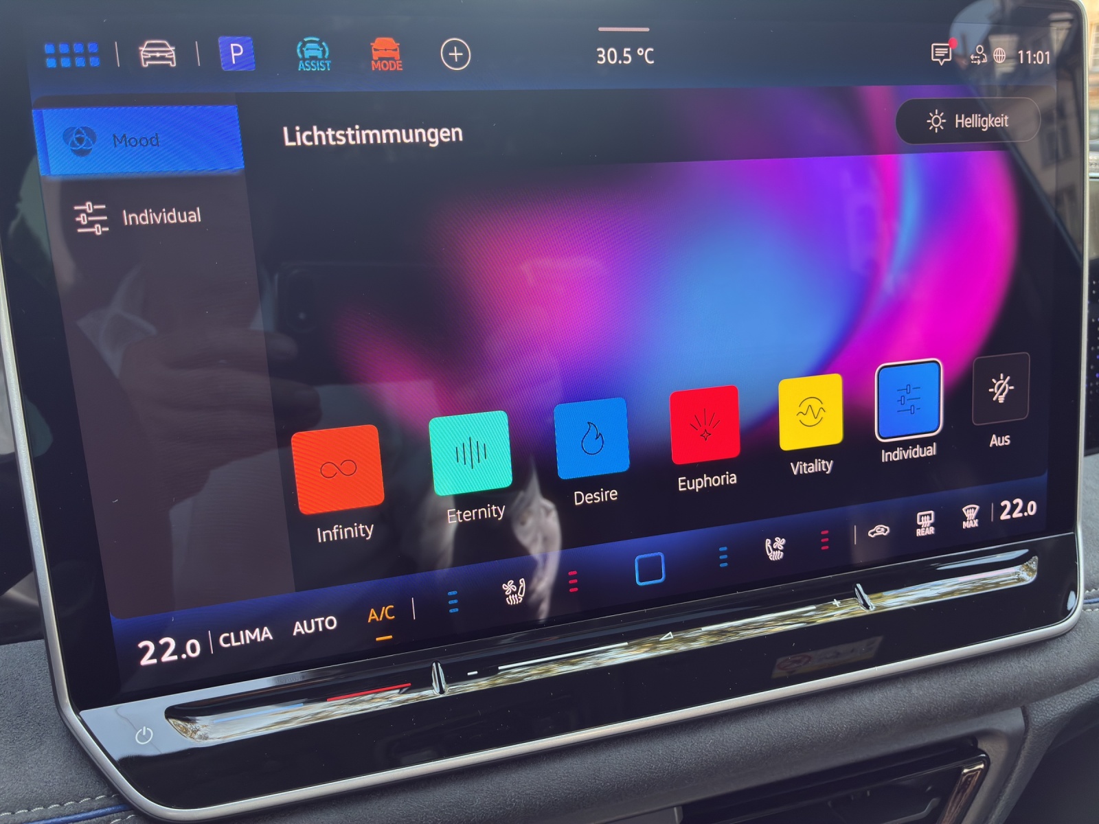 VW Tiguan 2.0 TSI DSG R-Line Plus 4Motion-image-20