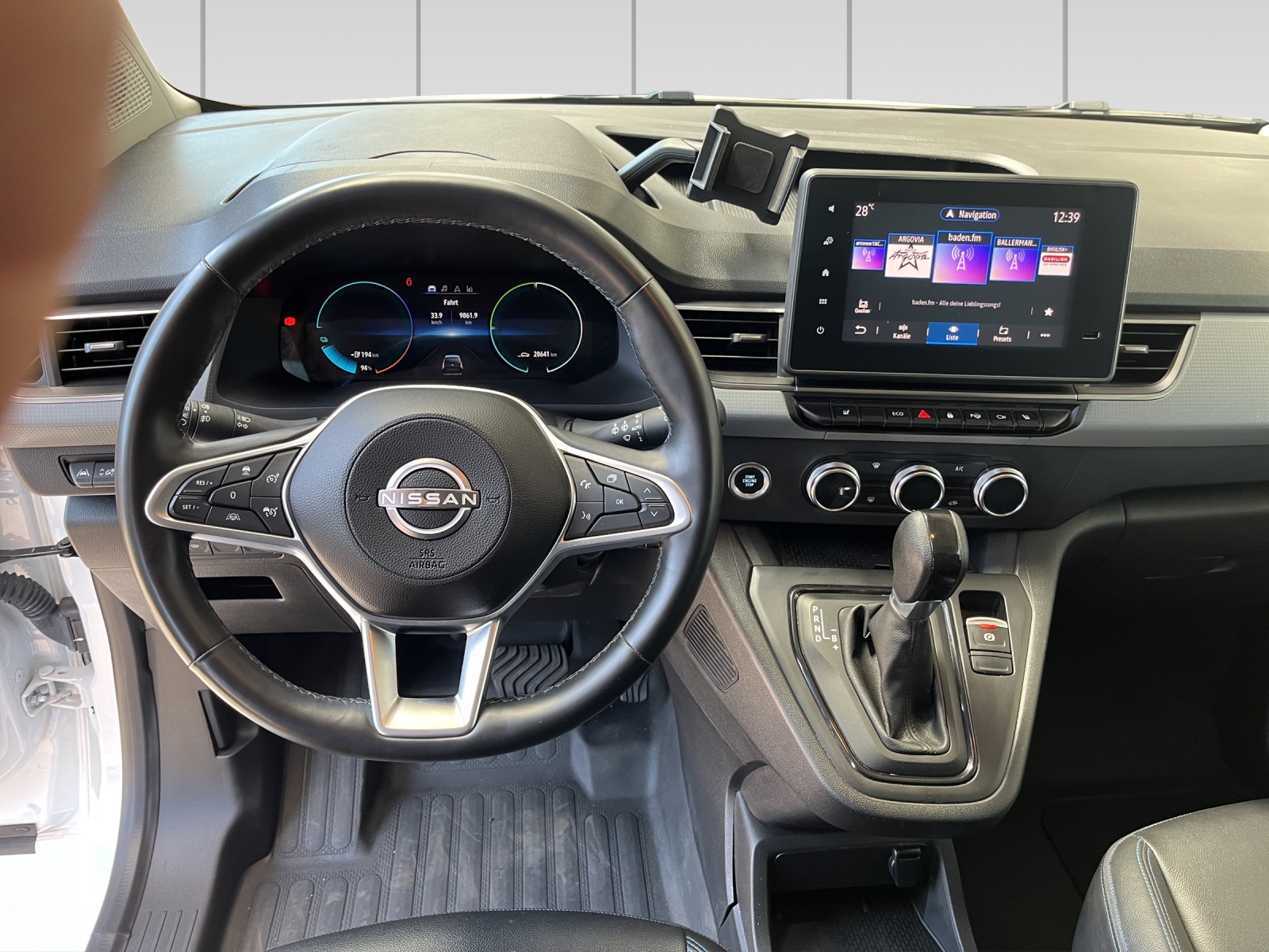 NISSAN Townstar EV45 kWh 22kW L1 Tekna-image-7