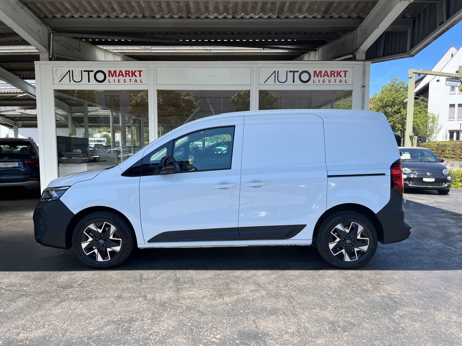 NISSAN Townstar EV45 kWh 22kW L1 Tekna-showroom-element-1
