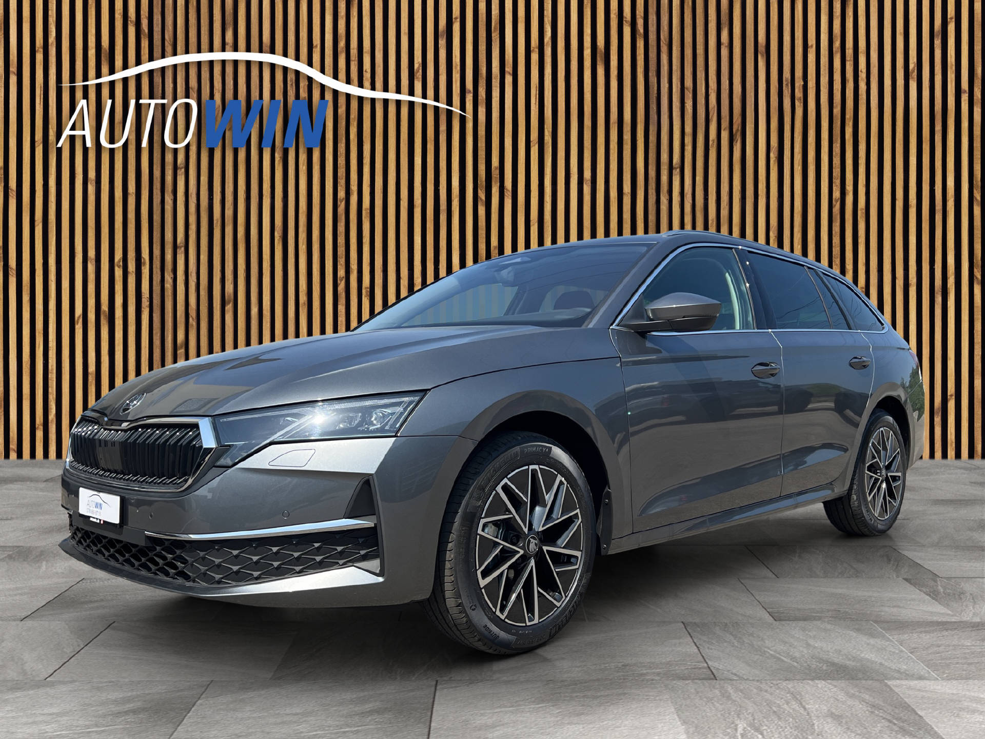 SKODA Octavia Combi 1.5 TSI Selection DSG-image-0