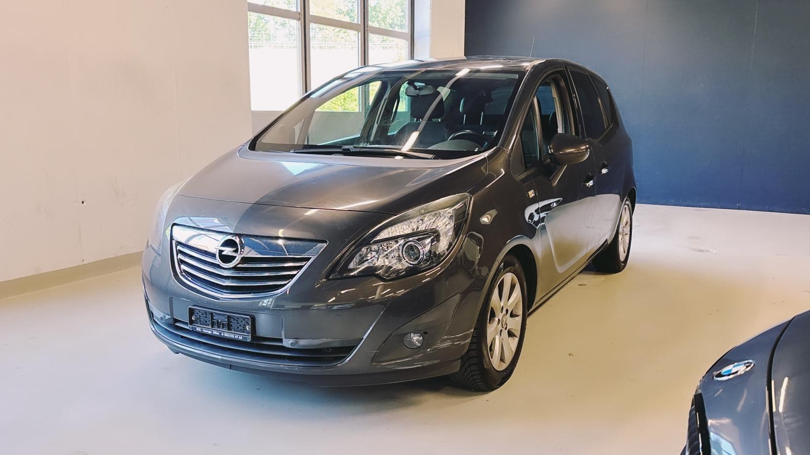OPEL Meriva 1.4 Turbo Automatic-image-1
