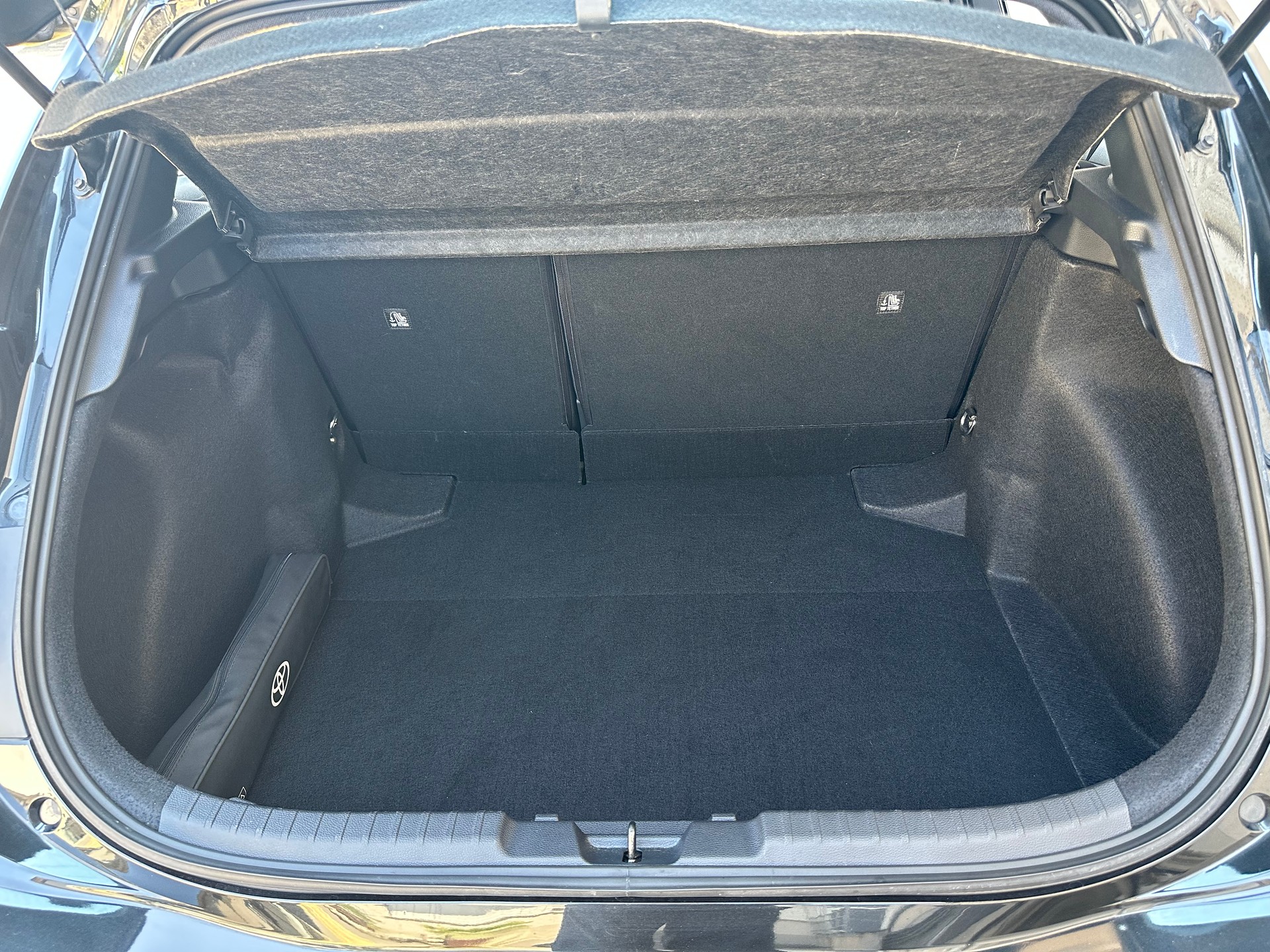 TOYOTA Corolla 1.8 HSD Trend e-CVT * 140 PS * 10Jahre oder 180000 KM Garantie *-image-28
