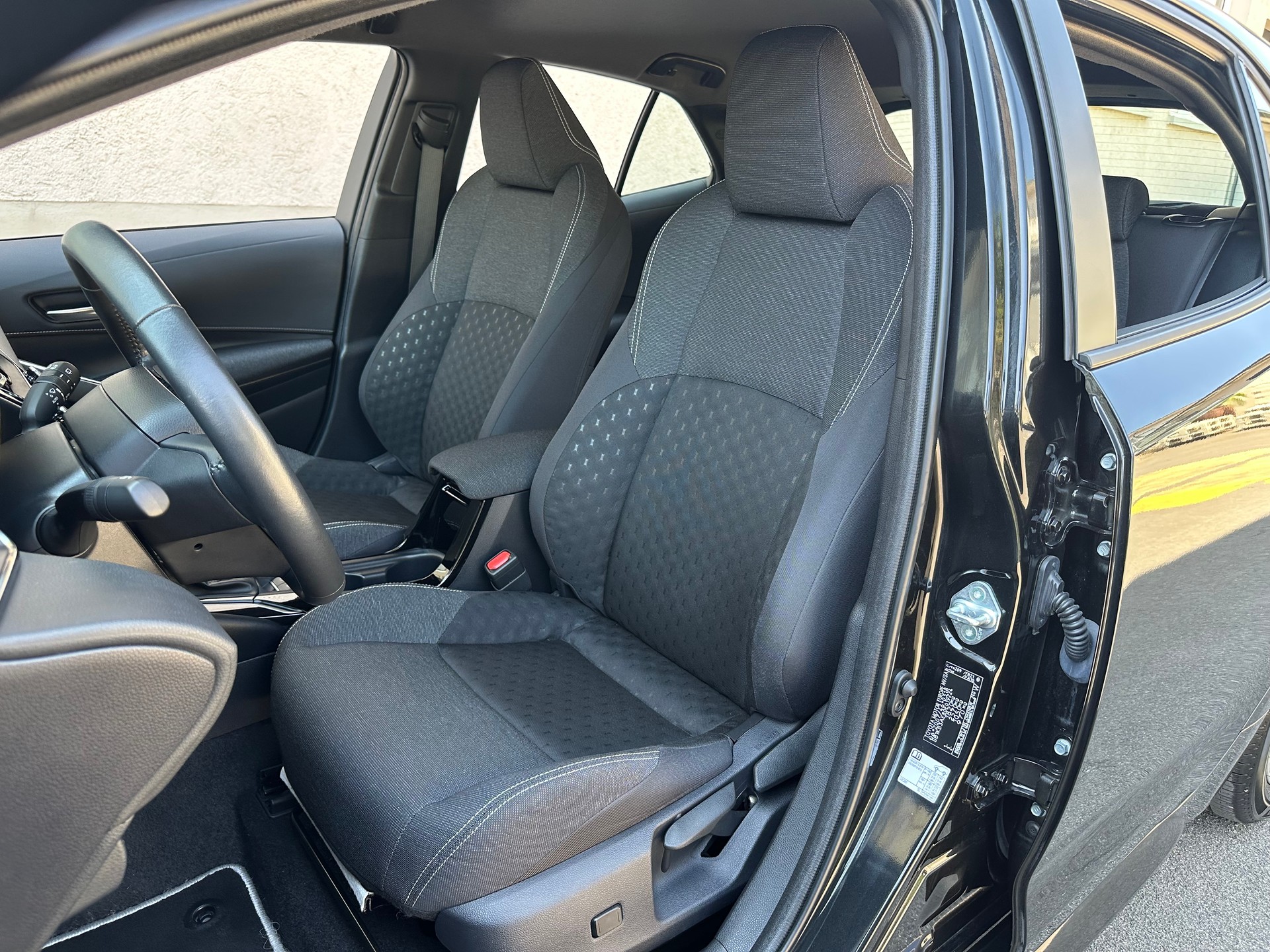 TOYOTA Corolla 1.8 HSD Trend e-CVT * 140 PS * 10Jahre oder 180000 KM Garantie *-image-12