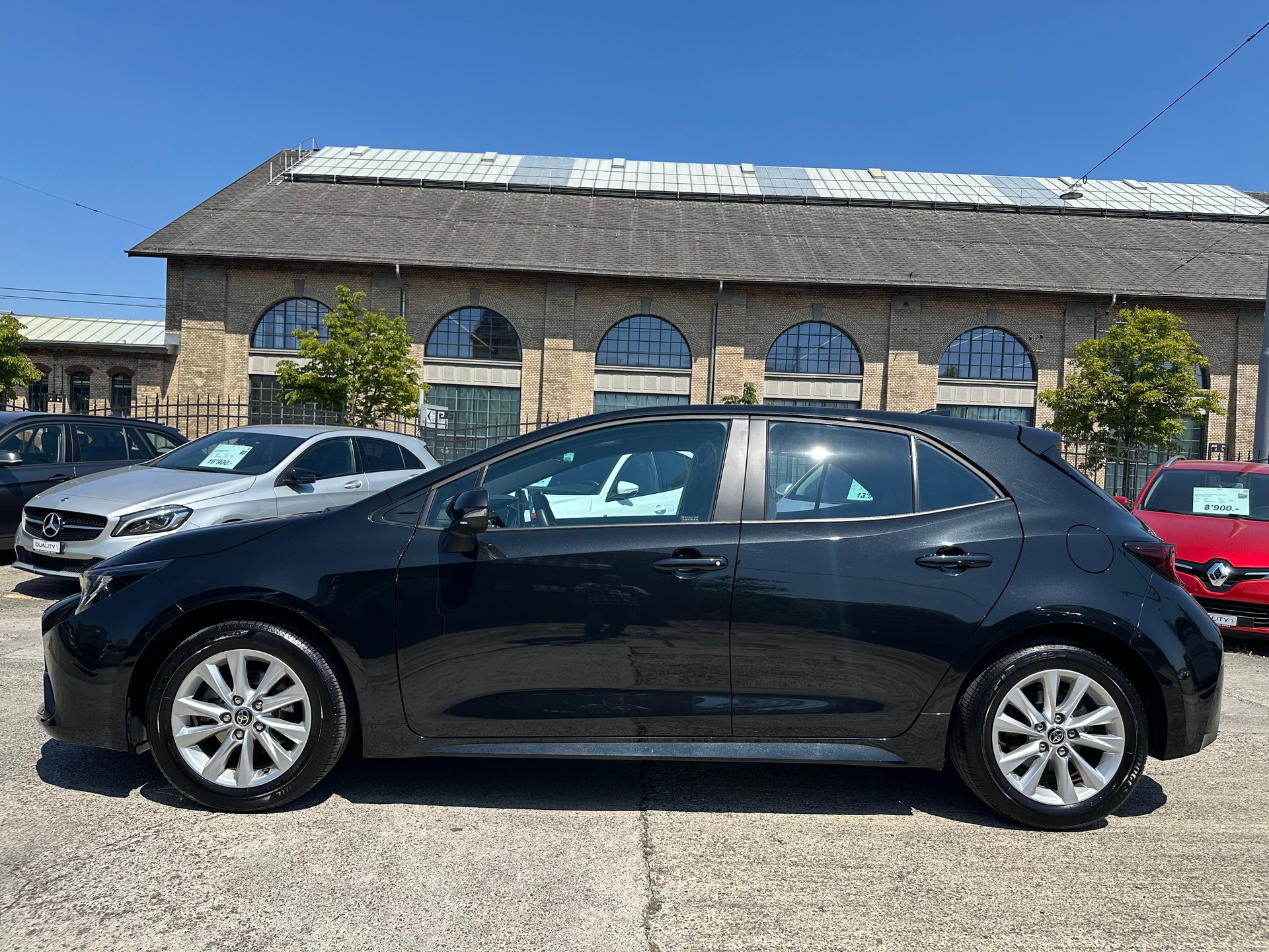 TOYOTA Corolla 1.8 HSD Trend e-CVT * 140 PS * 10Jahre oder 180000 KM Garantie *-image-3