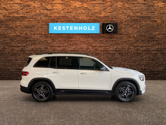 MERCEDES-BENZ GLB 250 4Matic 8G-Tronic-showroom-element-2