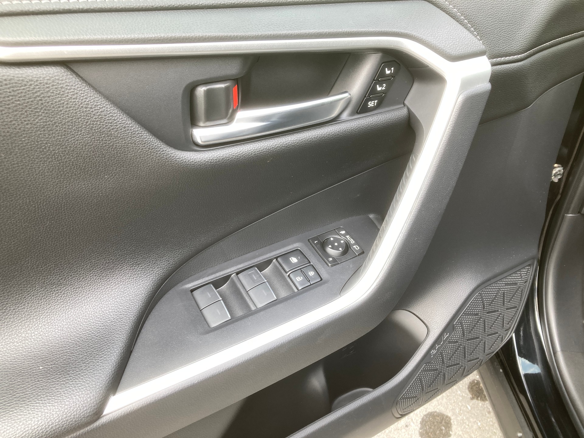 TOYOTA RAV-4 2.5 HSD Premium e-CVT 4WD-image-9