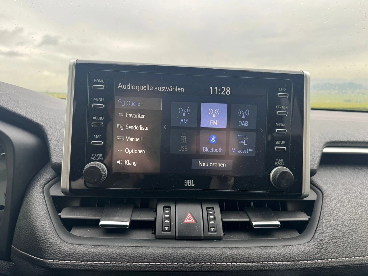 TOYOTA RAV-4 2.5 HSD Premium e-CVT 4WD-image-11
