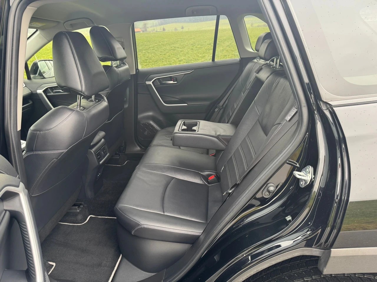 TOYOTA RAV-4 2.5 HSD Premium e-CVT 4WD-image-8