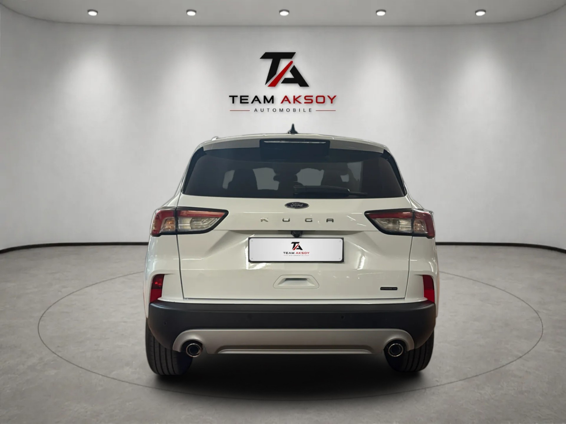 FORD Kuga 2.5 FHEV Titanium 4WD-image-5
