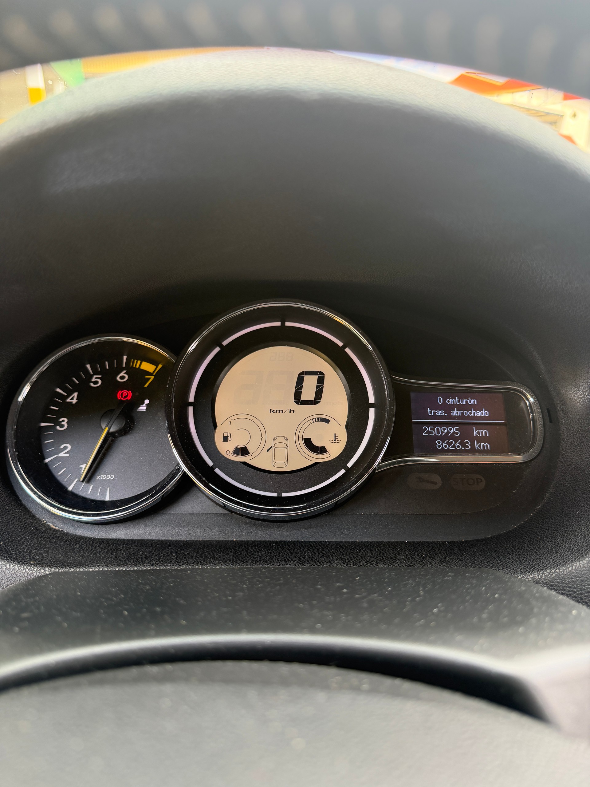 RENAULT Mégane 1.4 16V Turbo Expression-image-14