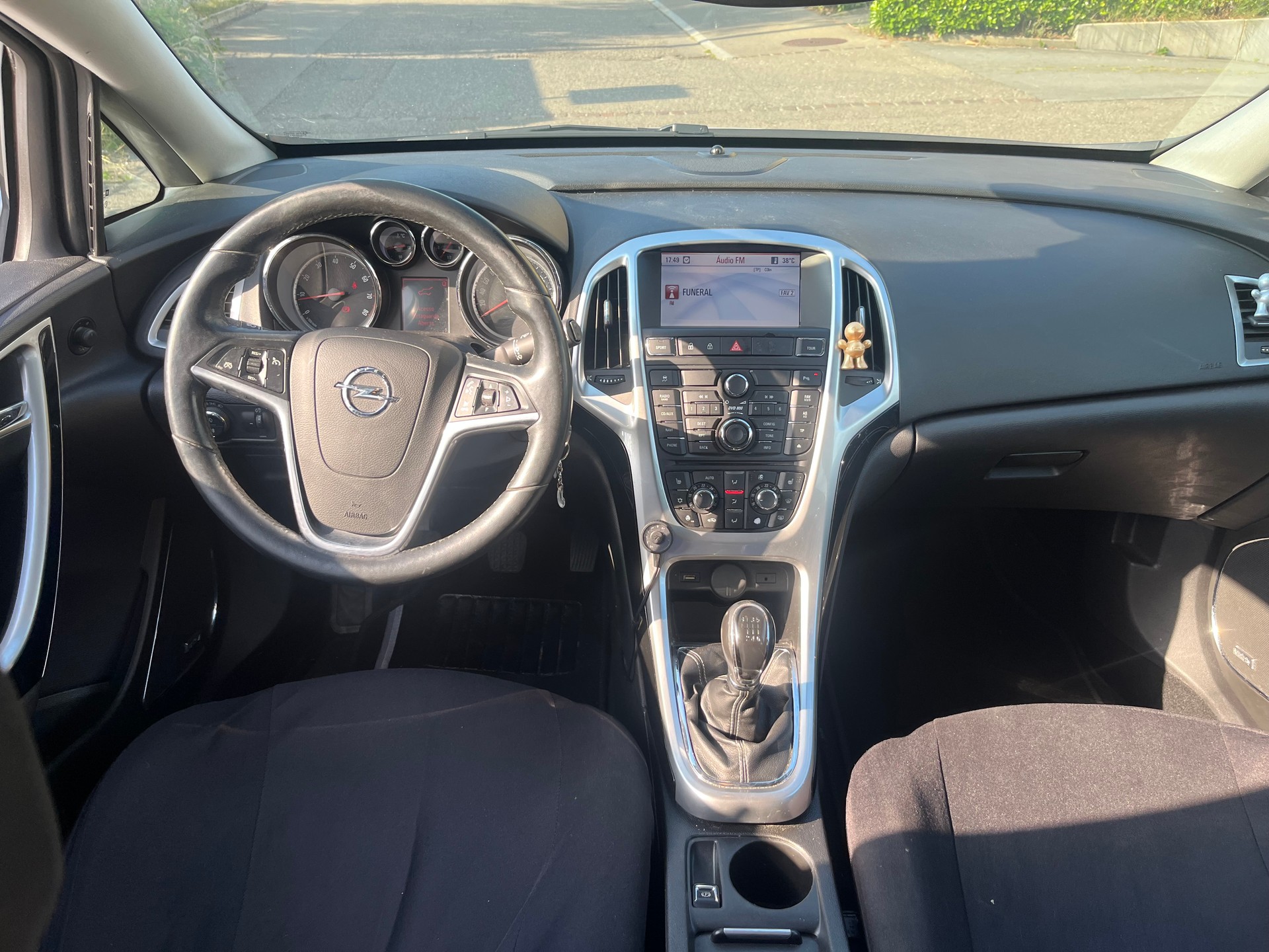 OPEL Astra 1.4i 16V Turbo Sport-image-8