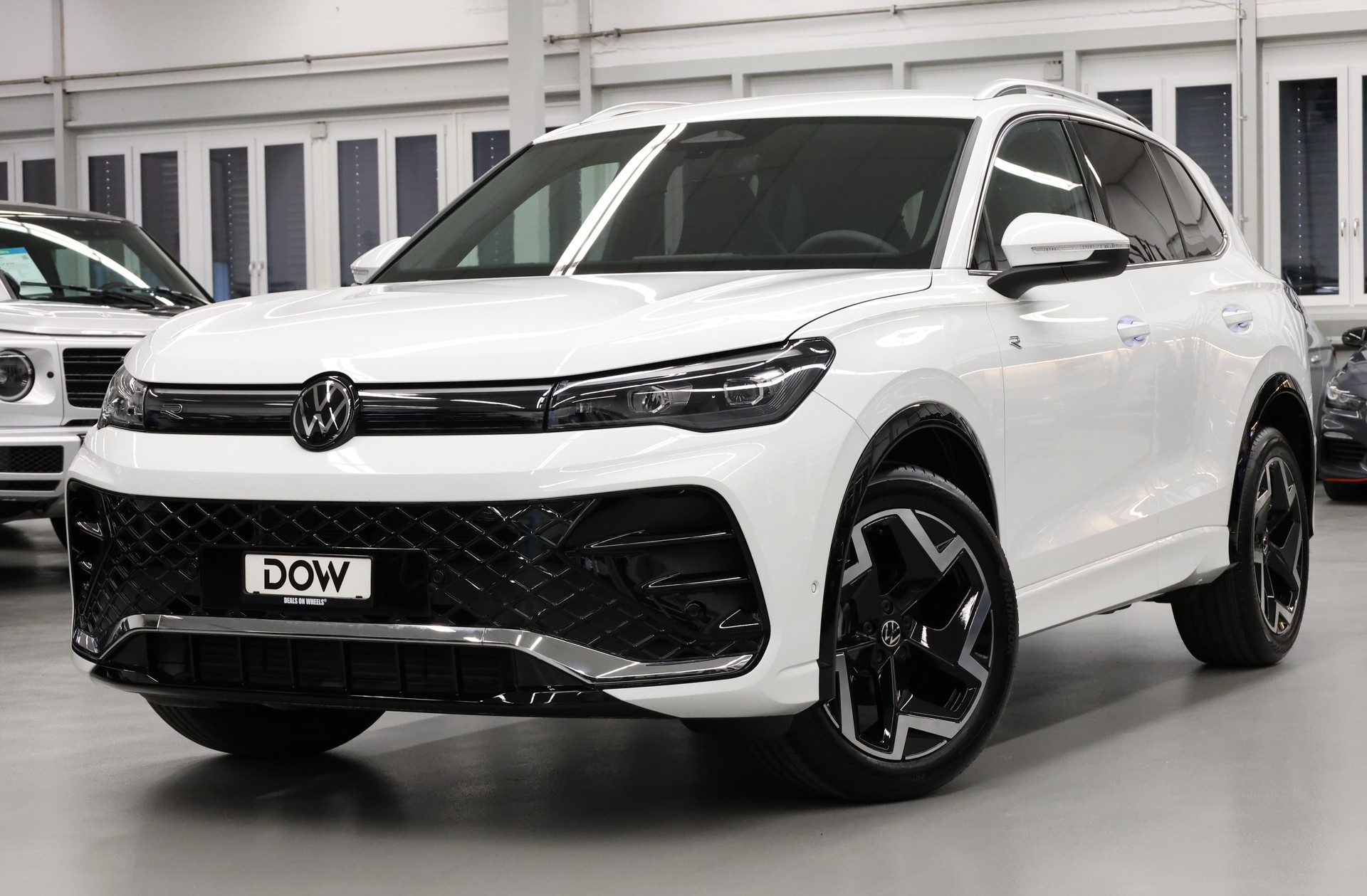 VW Tiguan 1.5 TSI R-Line DSG-image-0