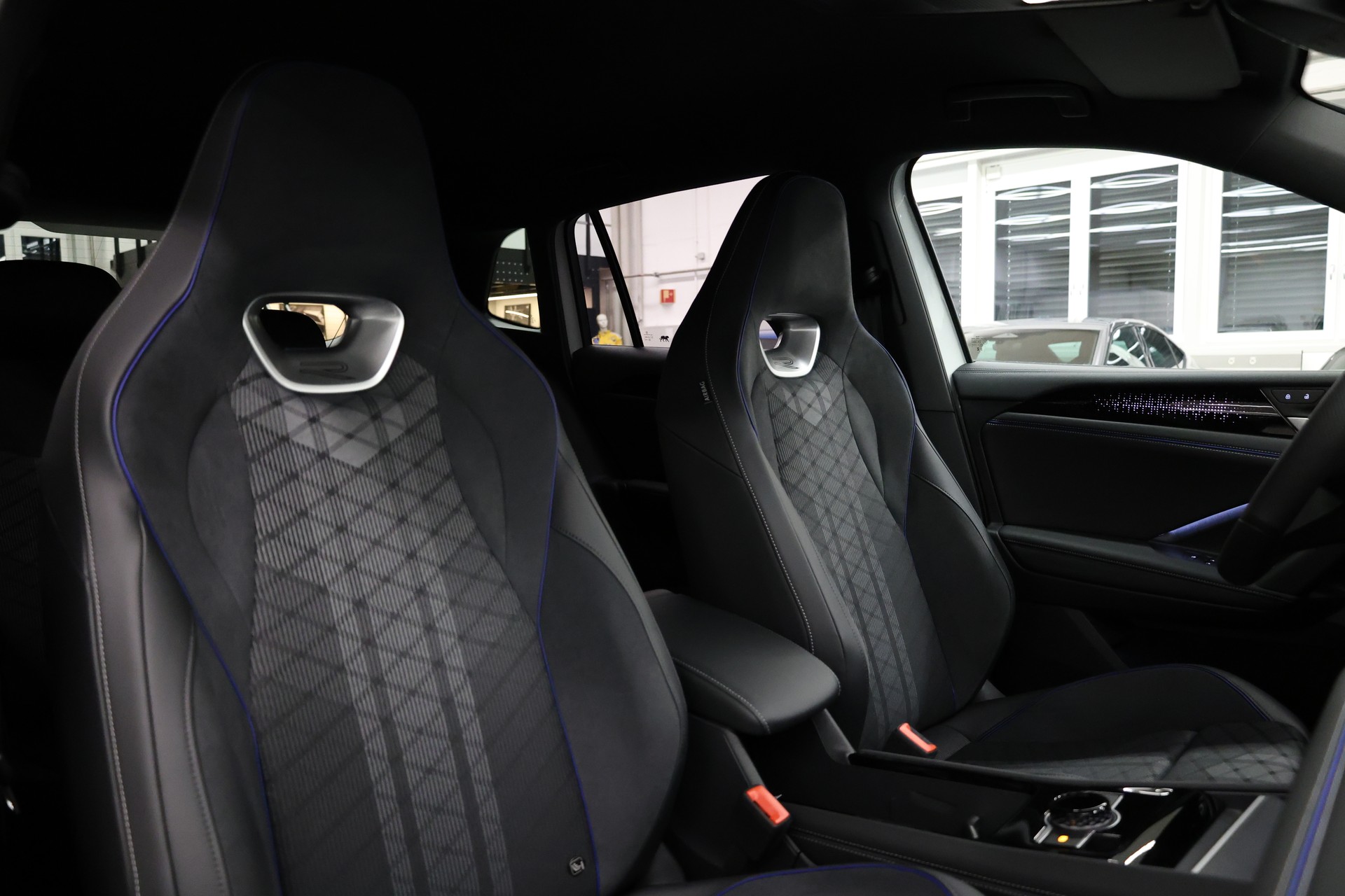 VW Tiguan 1.5 TSI R-Line DSG-image-21