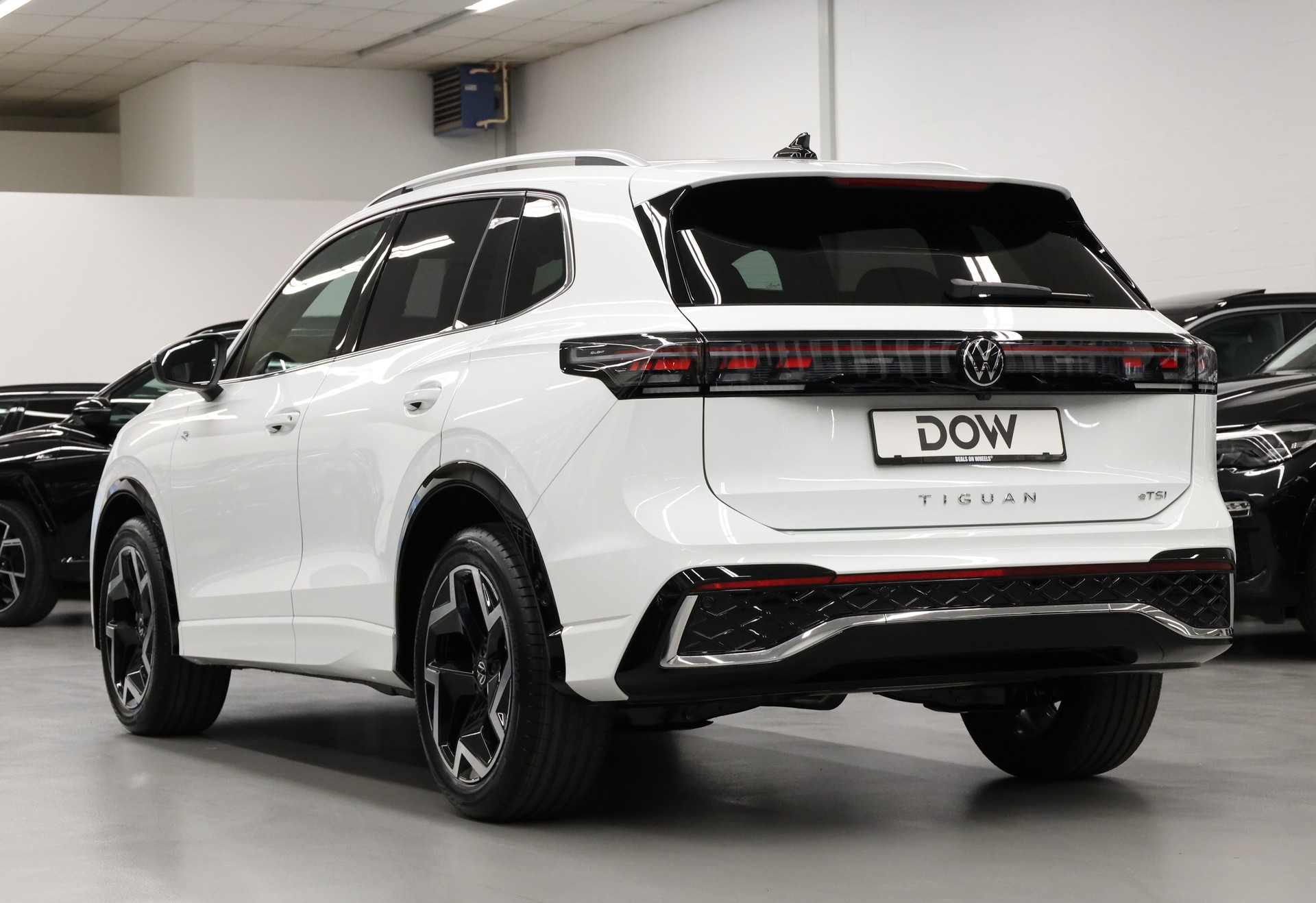 VW Tiguan 1.5 TSI R-Line DSG-image-7