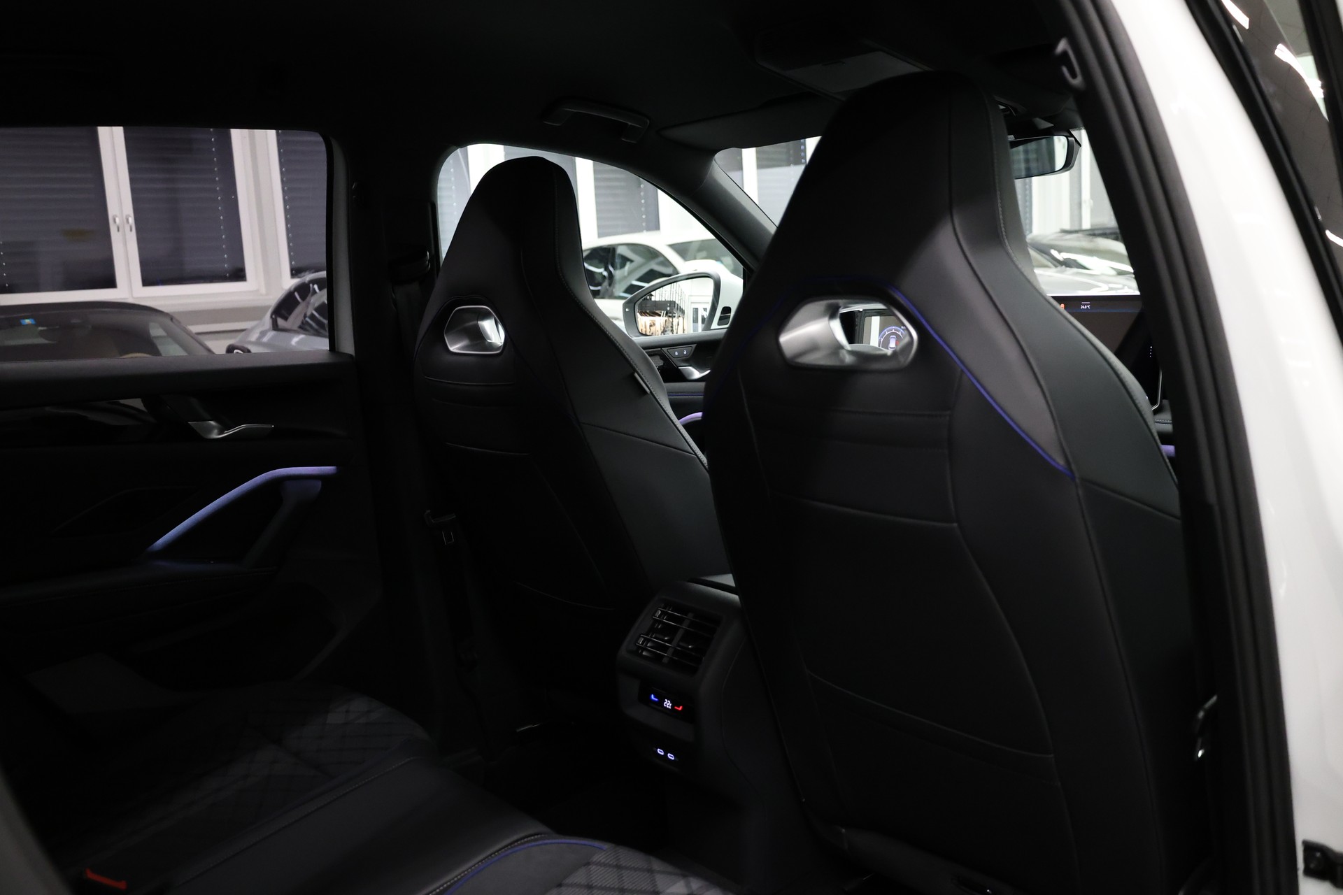 VW Tiguan 1.5 TSI R-Line DSG-image-28