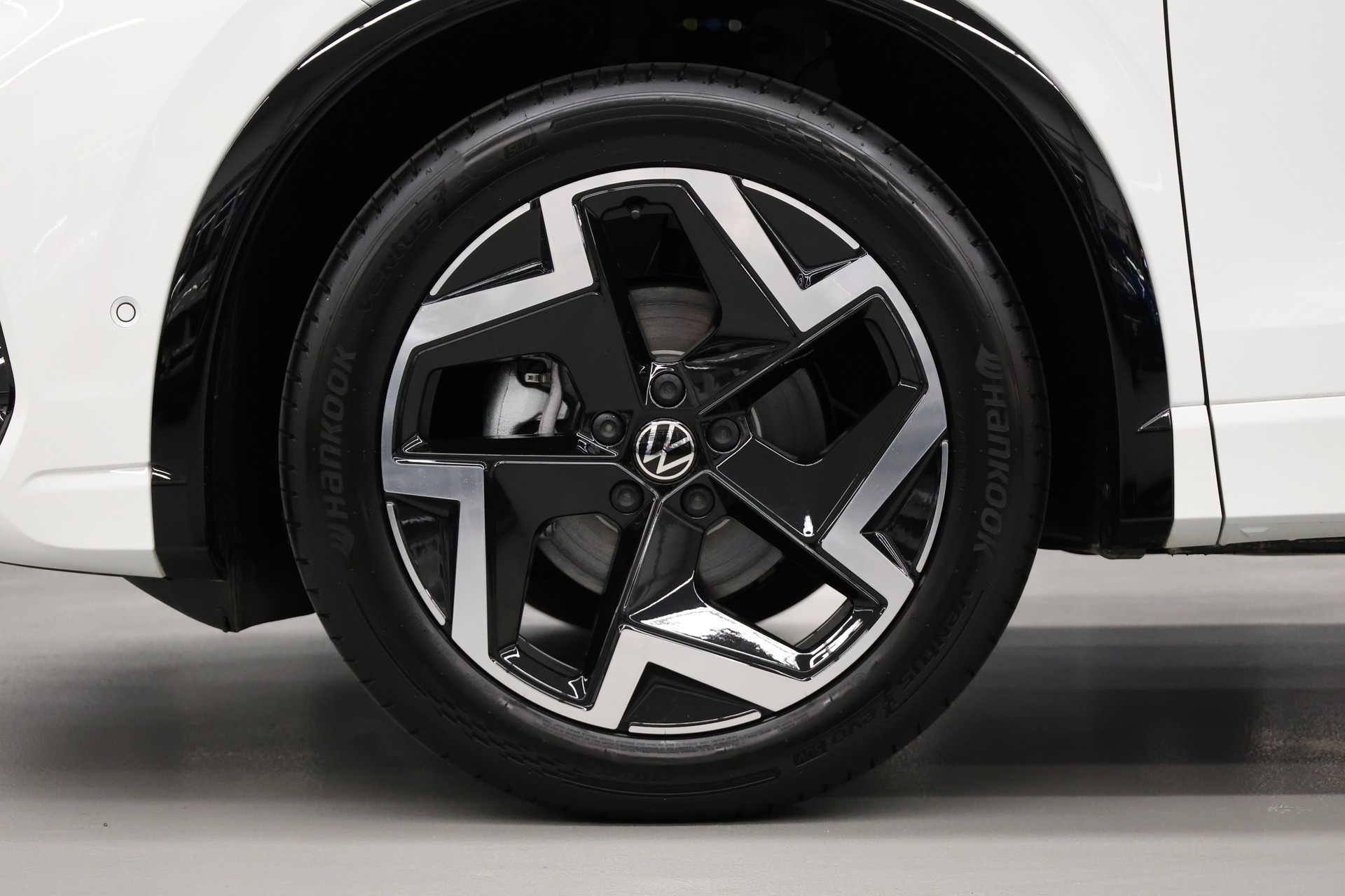 VW Tiguan 1.5 TSI R-Line DSG-image-15