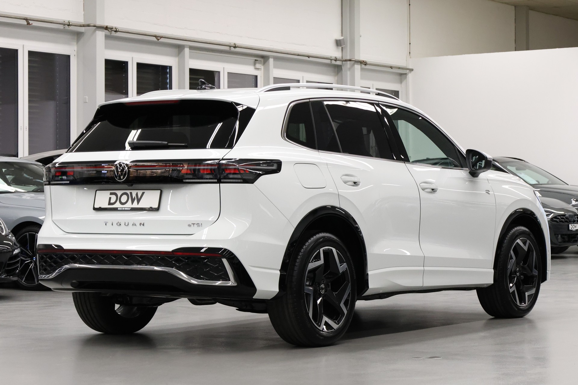 VW Tiguan 1.5 TSI R-Line DSG-image-6