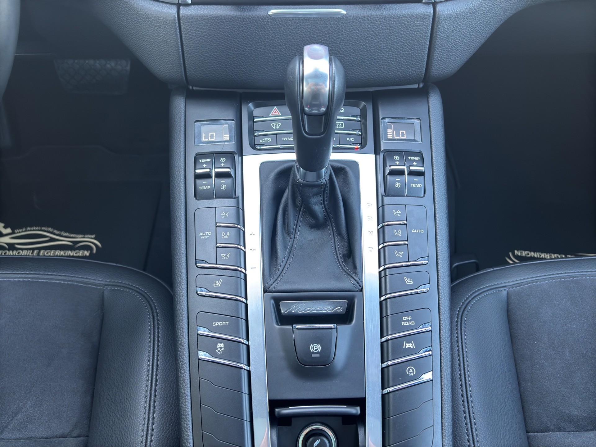 PORSCHE Macan 2.0-image-16