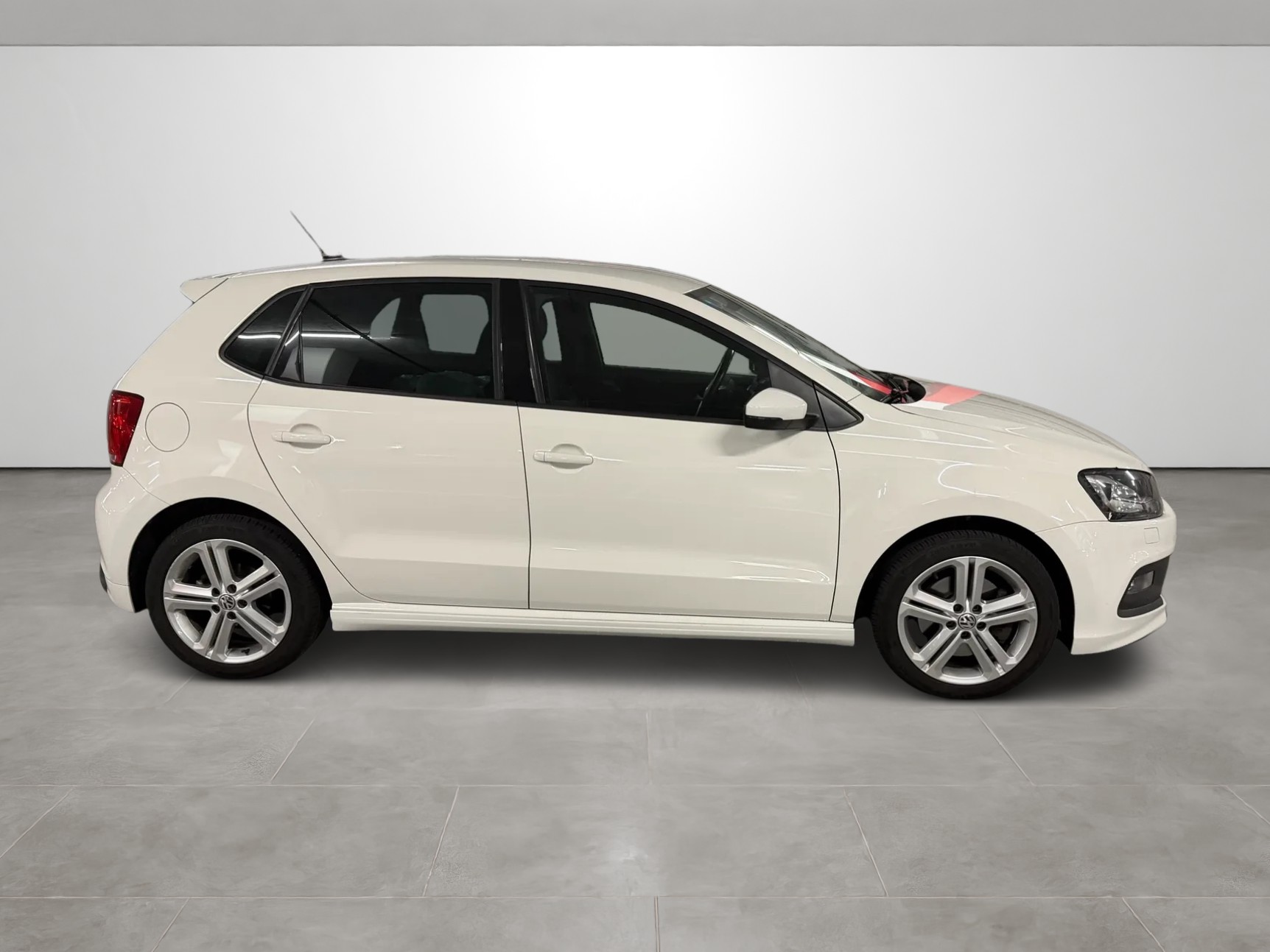 VW Polo 1.2 TSI R-Line Design DSG-image-7