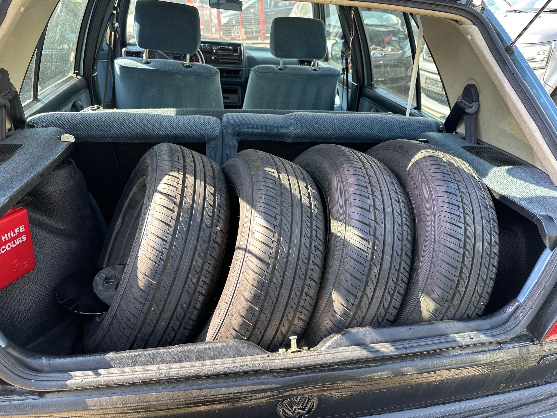 VW Golf 1800 GL-image-9