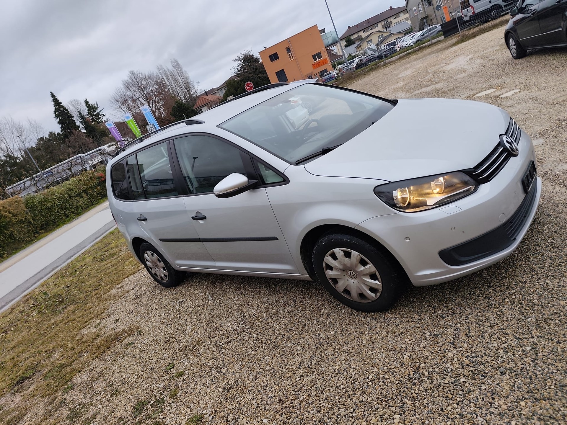 VW Touran 1.2 TSI BlueMotion Technology Cup-image-3