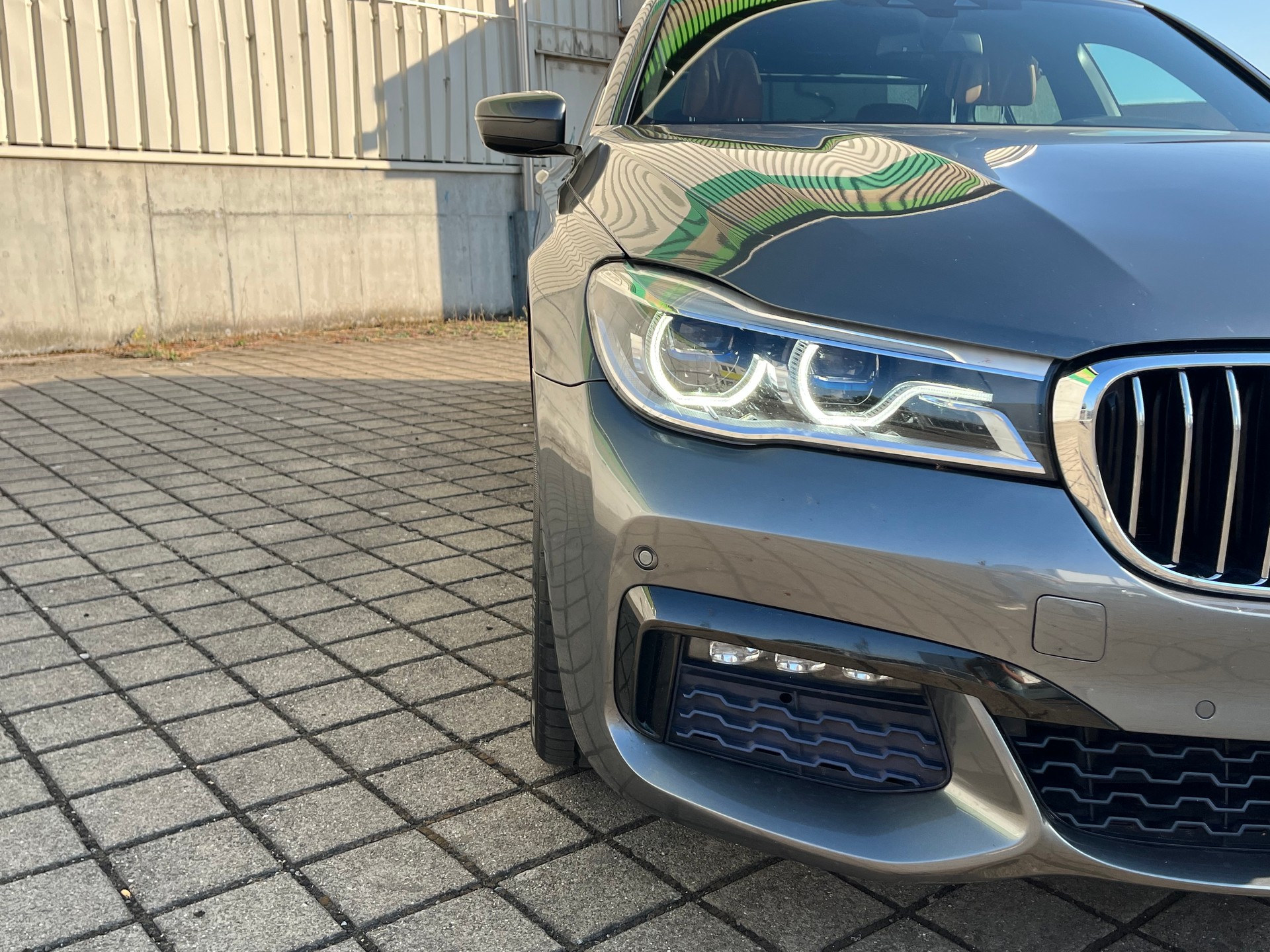 BMW 730d xDrive M Sport Steptronic-image-7