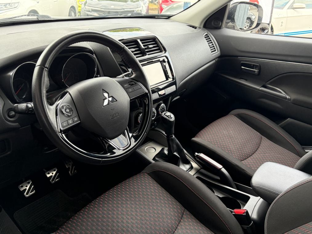 MITSUBISHI ASX 1.6 Edition+ Black Line-image-3