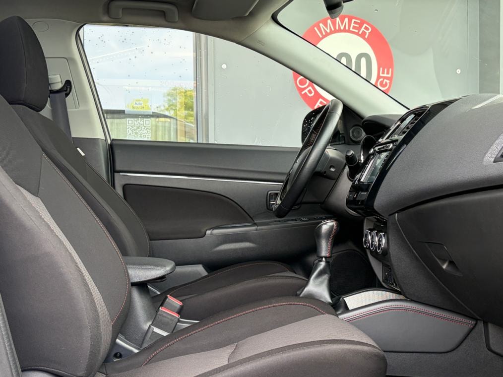 MITSUBISHI ASX 1.6 Edition+ Black Line-image-8