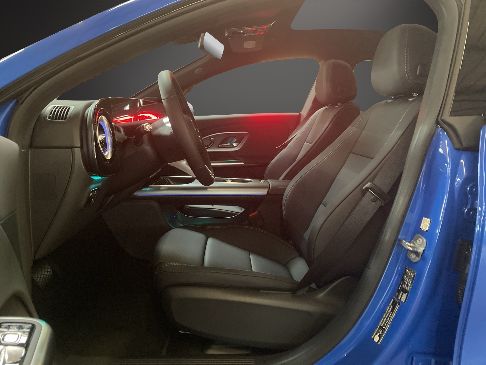 MERCEDES-BENZ CLA 350 4 Matic 85 kWh EQ-image-9